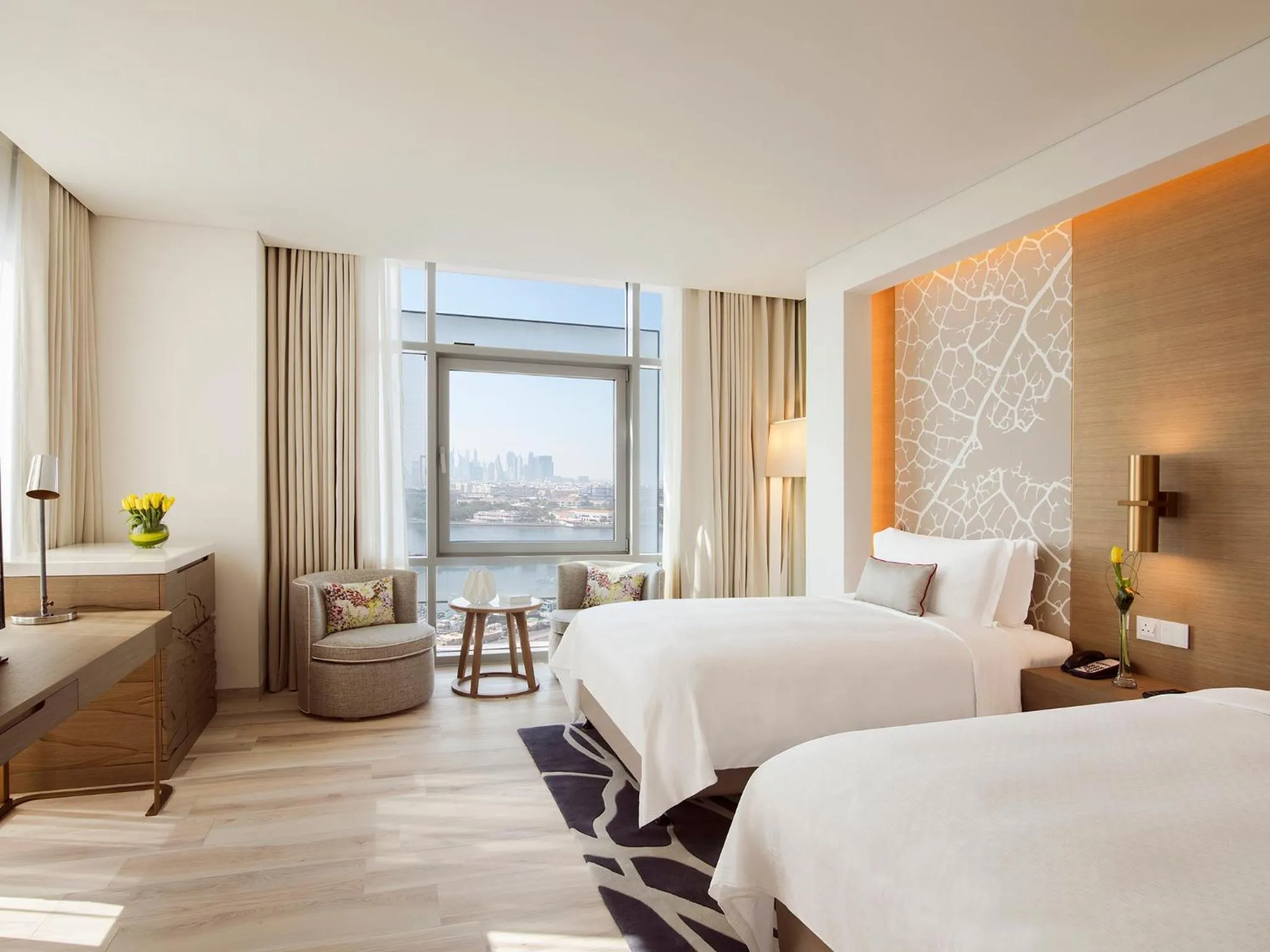 Bedroom, Bed in Al Bandar Rotana – Dubai Creek