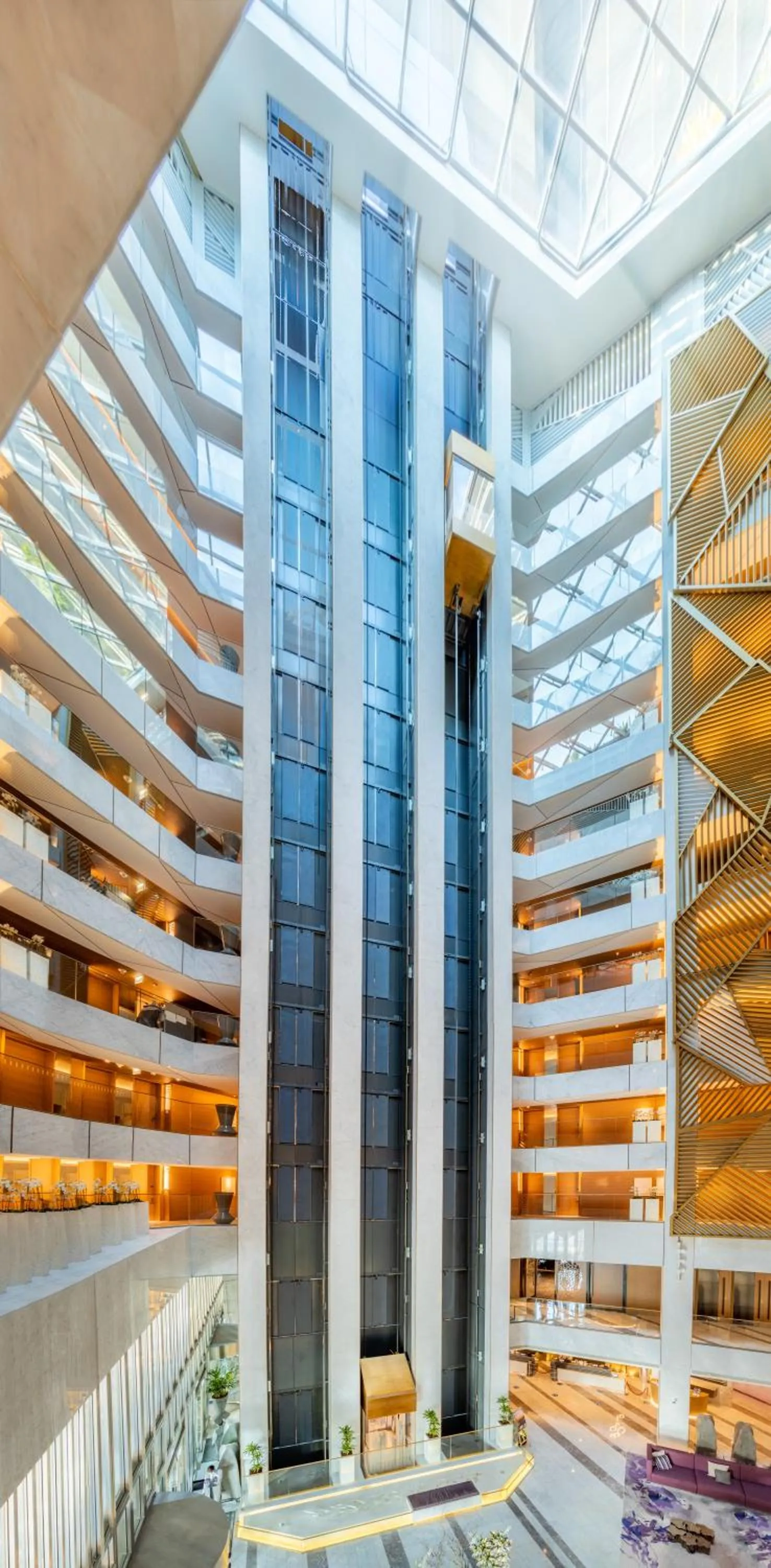 Lobby or reception in Al Bandar Rotana – Dubai Creek