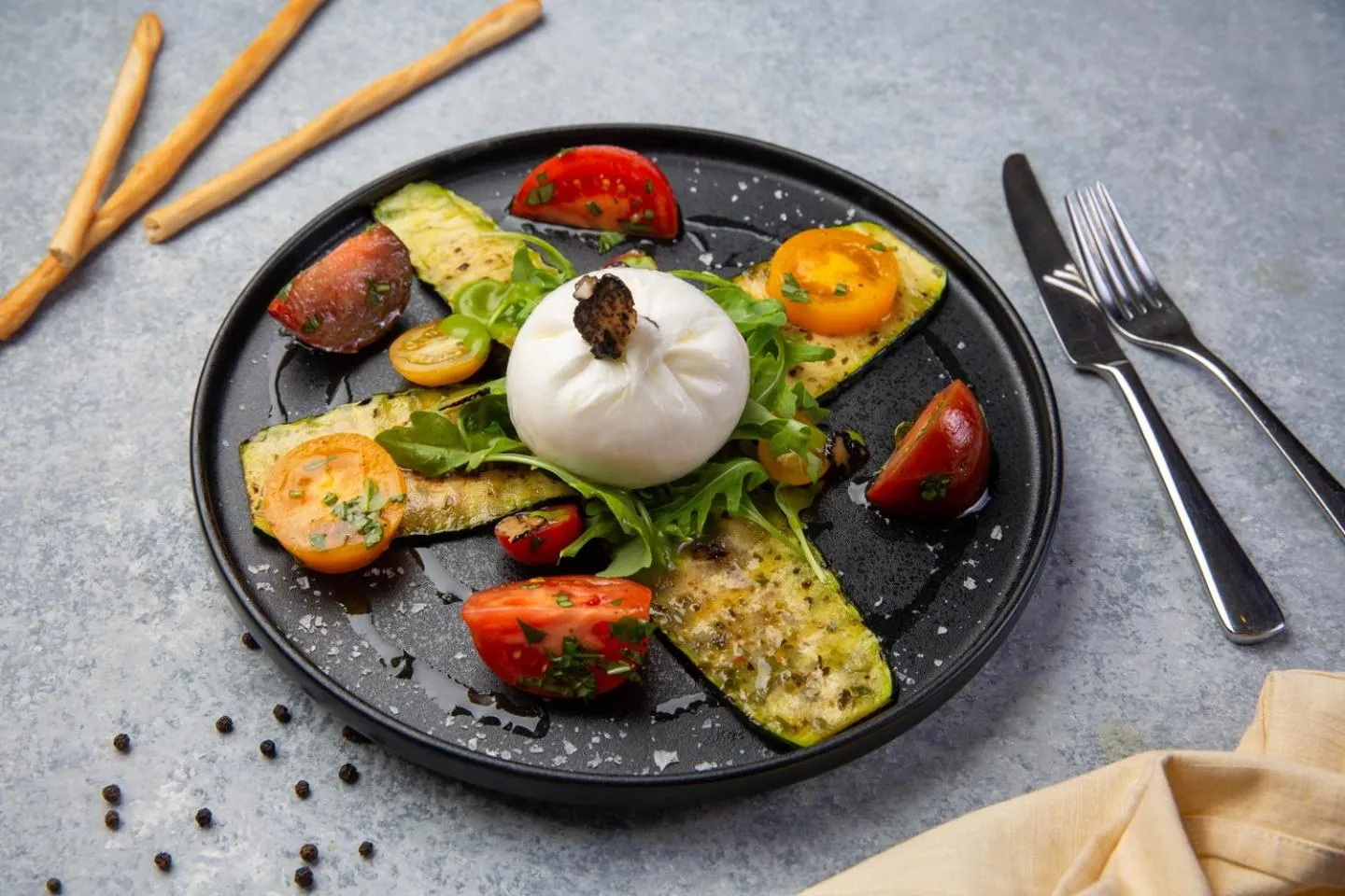 Food in Al Bandar Rotana – Dubai Creek