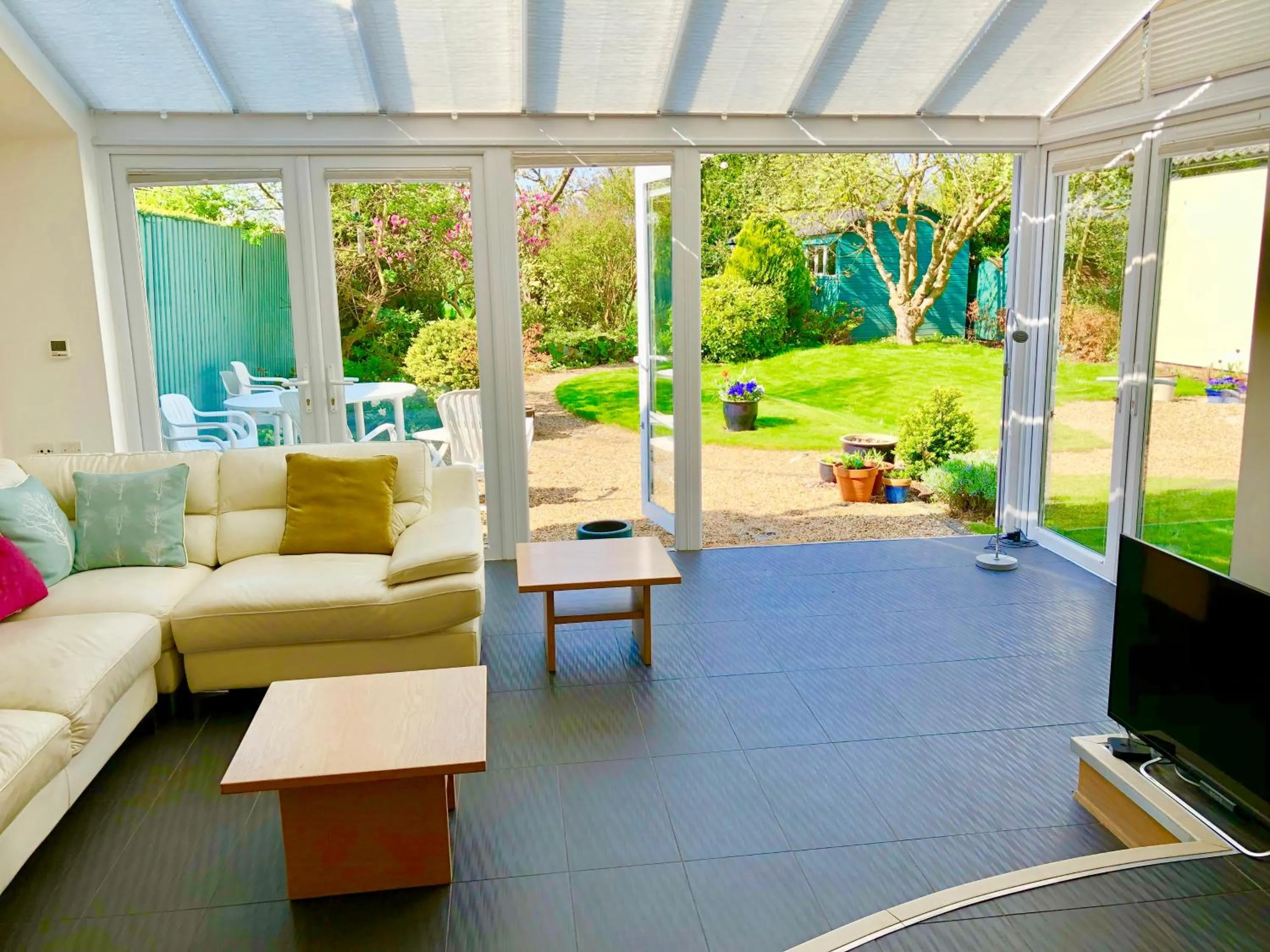 Communal lounge/ TV room in Laurels