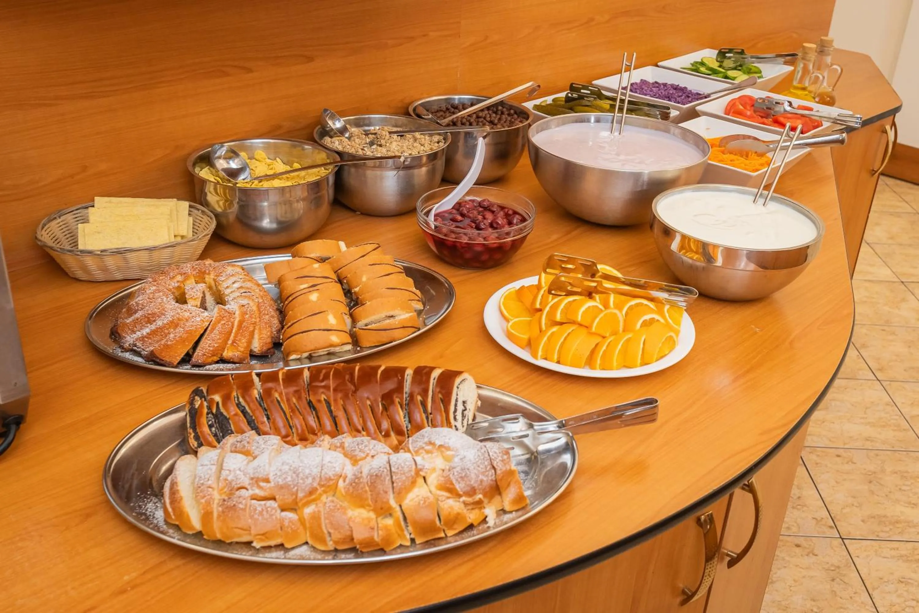 Buffet breakfast in City Centre