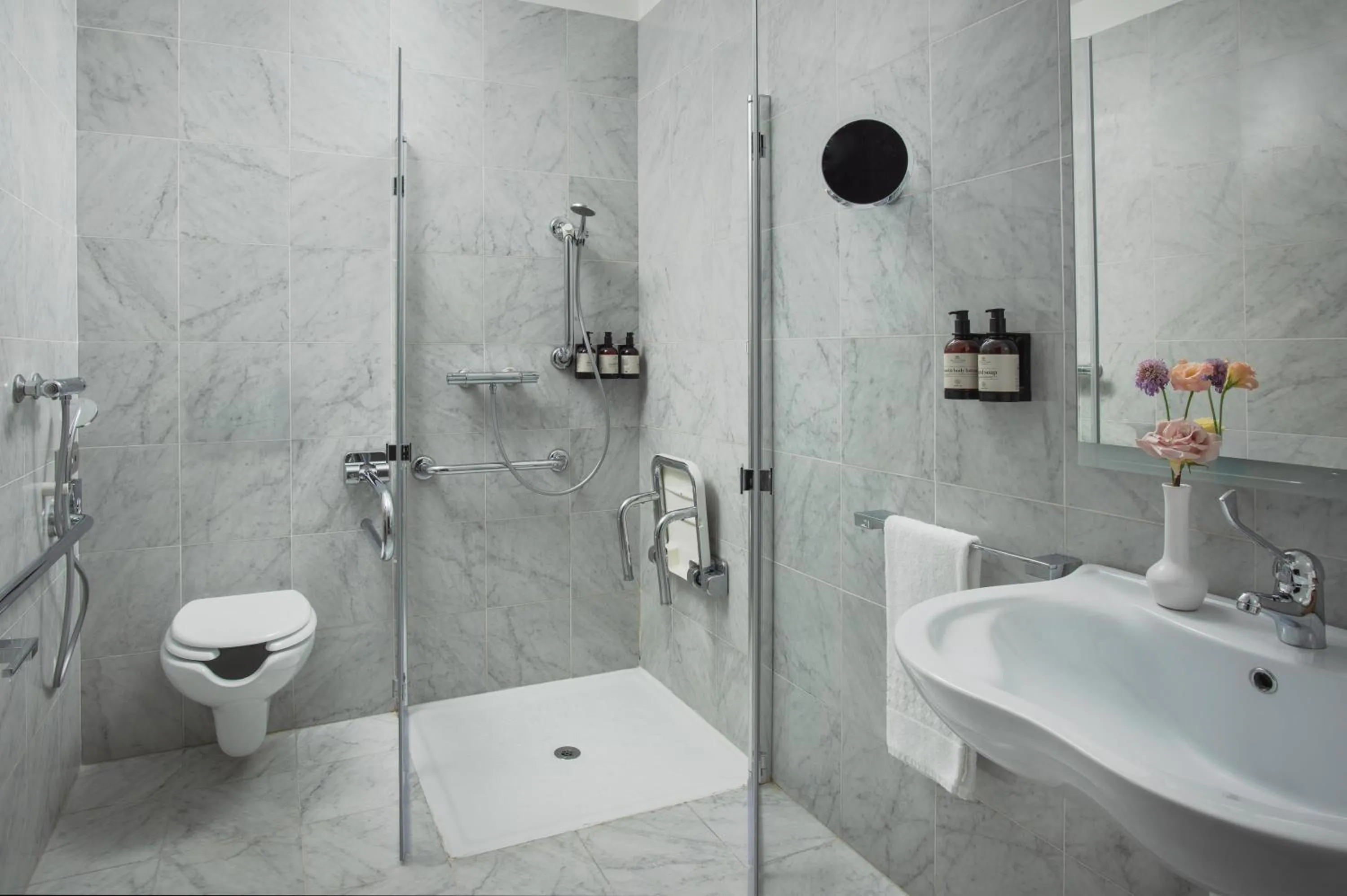 Bedroom in NH Collection Palermo Palazzo Sitano