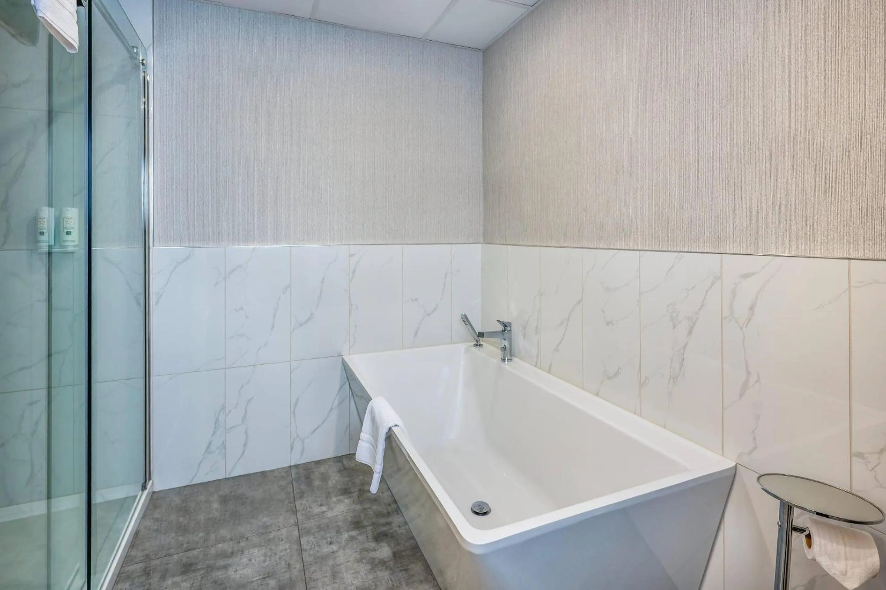 Bedroom in Quality Suites