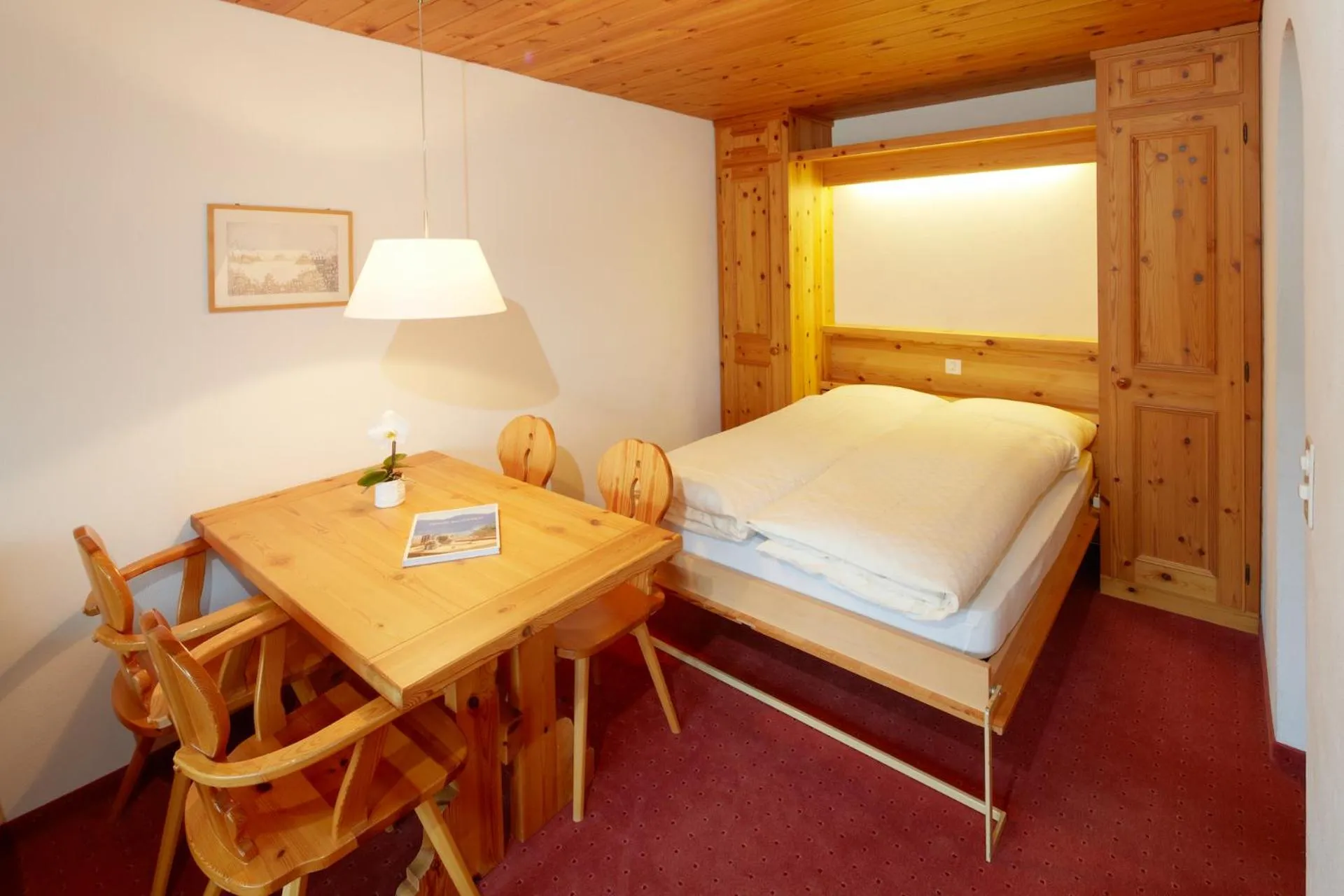 Bed in Hotel Laaxerhof