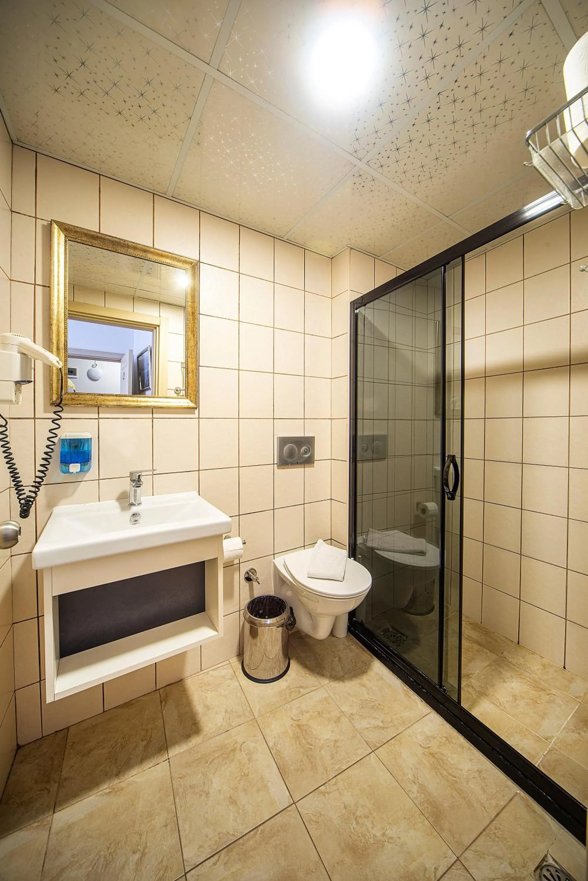 Bathroom in Sultan House