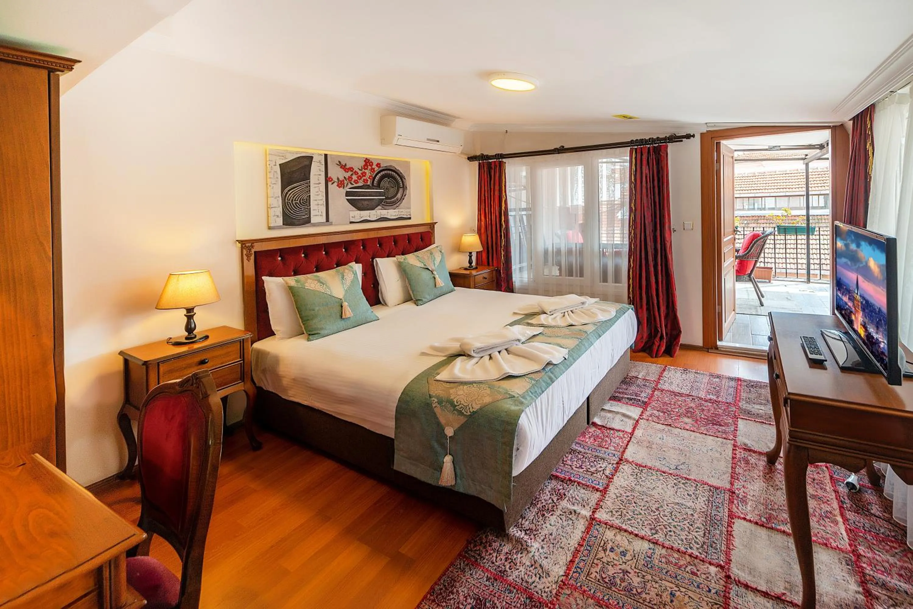 TV and multimedia, Bed in Sultan House