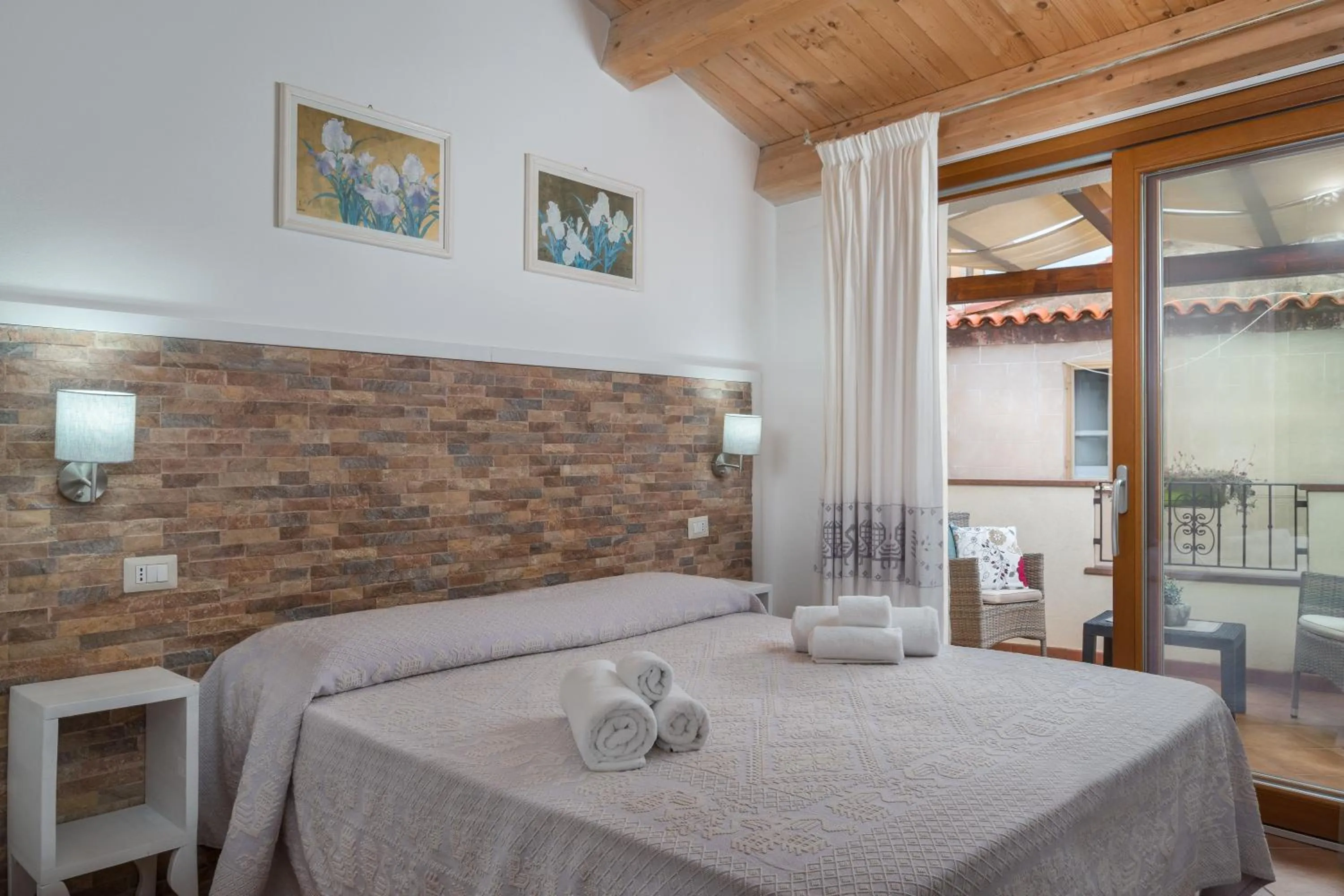 Bed in Bosa Queen House