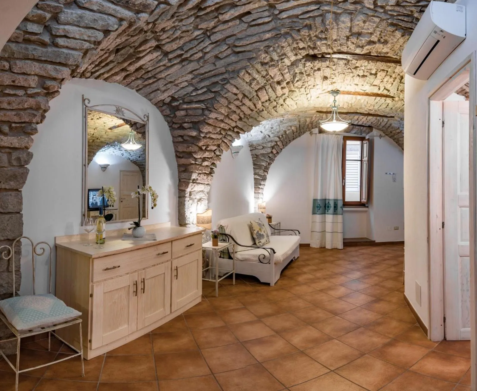 Bed in Bosa Queen House