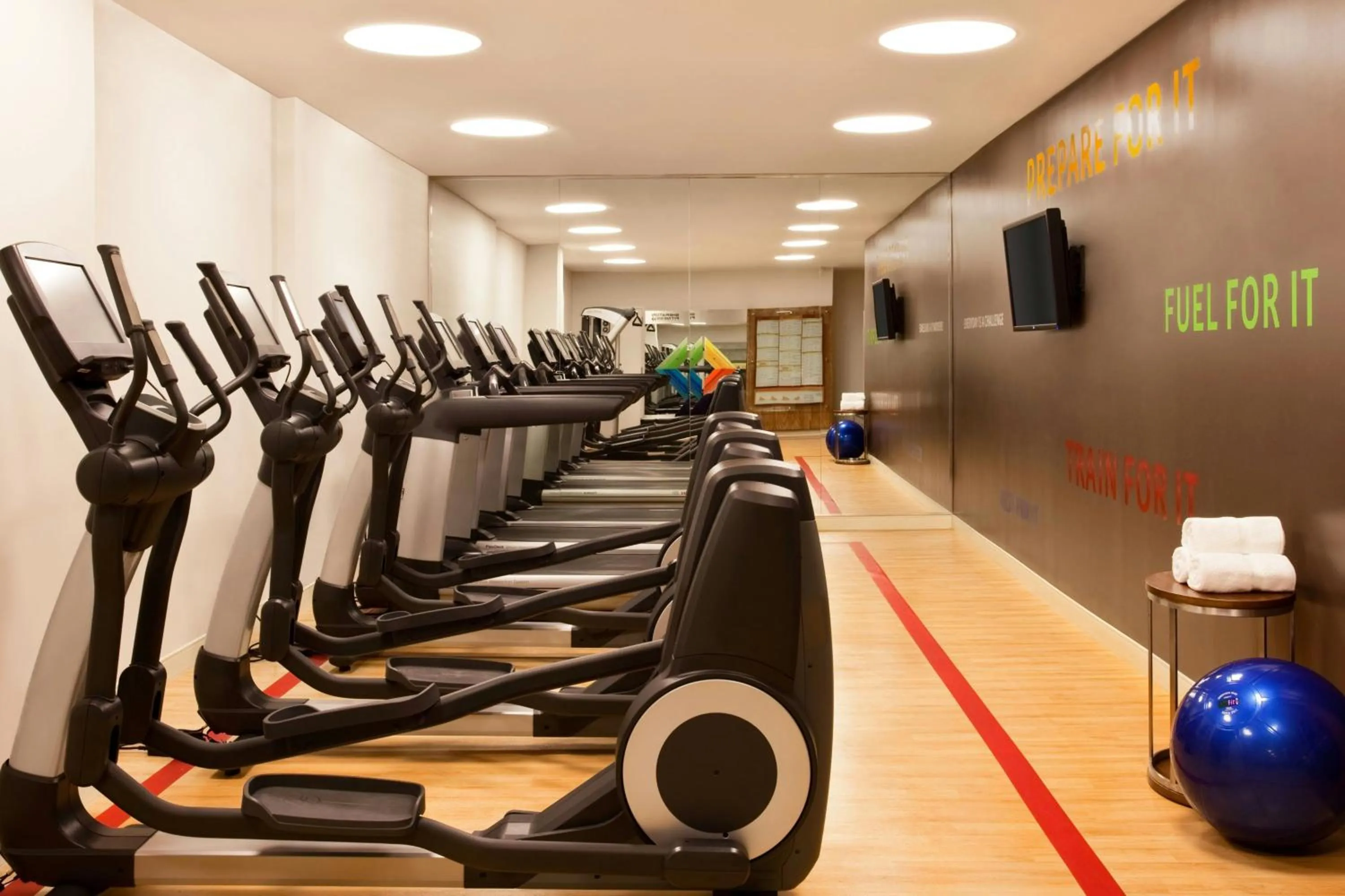 Fitness centre/facilities in Sheraton Tribeca New York Hotel