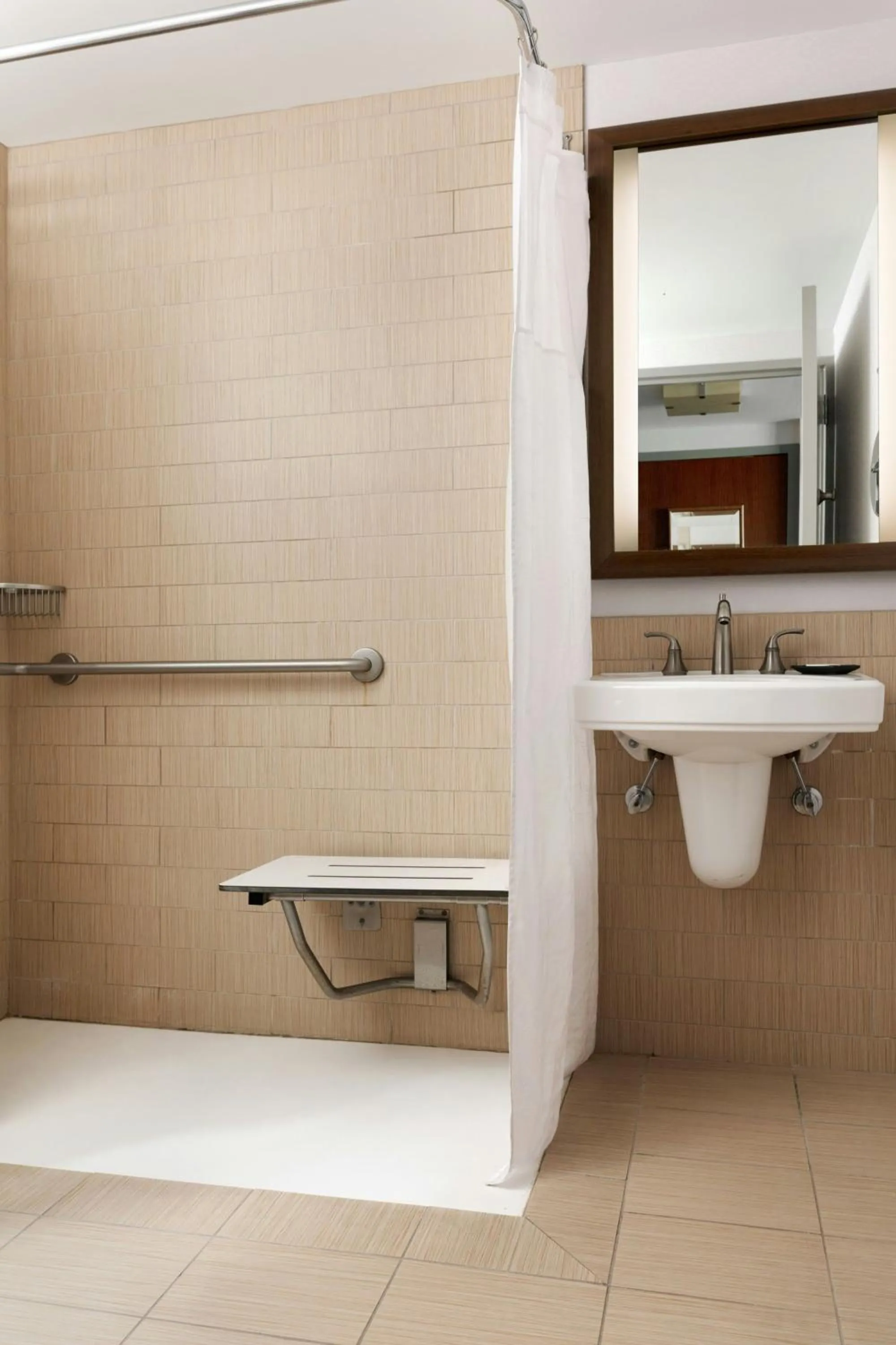 Bathroom in Sheraton Tribeca New York Hotel