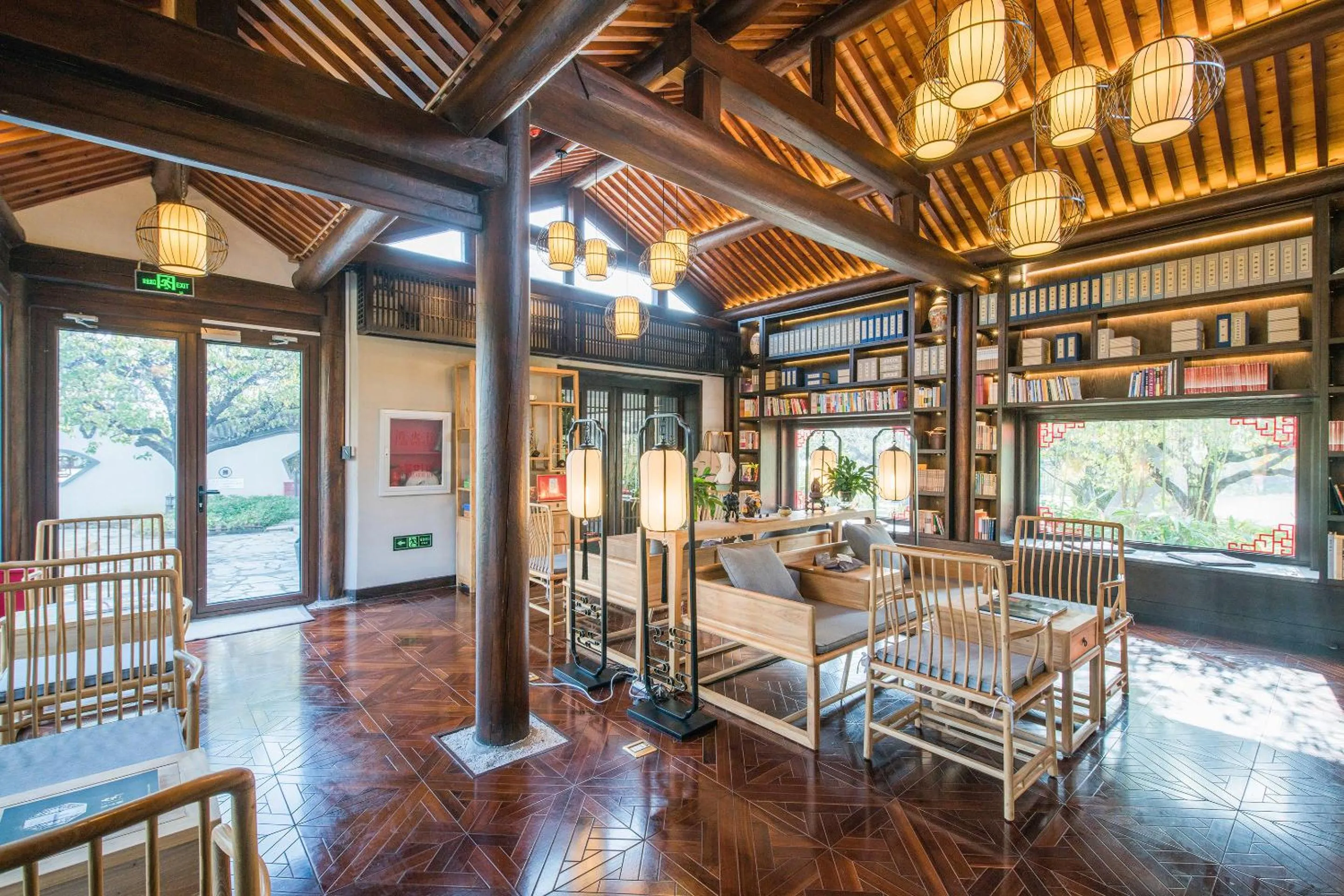 Living room in Guan Sam Hotel