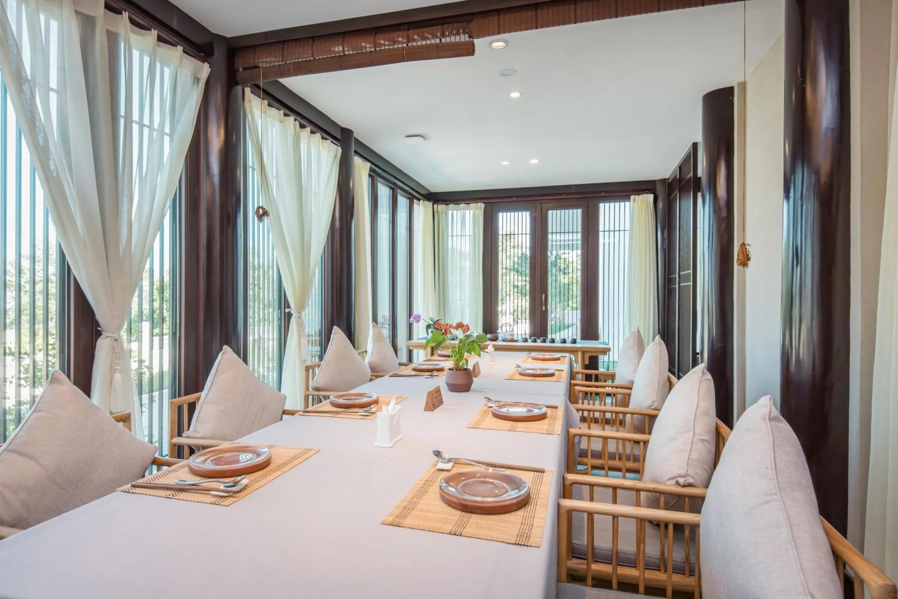 Restaurant/places to eat in Guan Sam Hotel