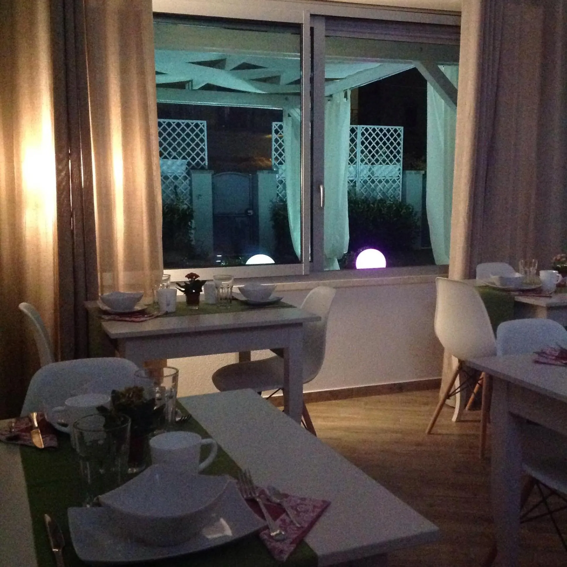 Breakfast in City Garden Guest House