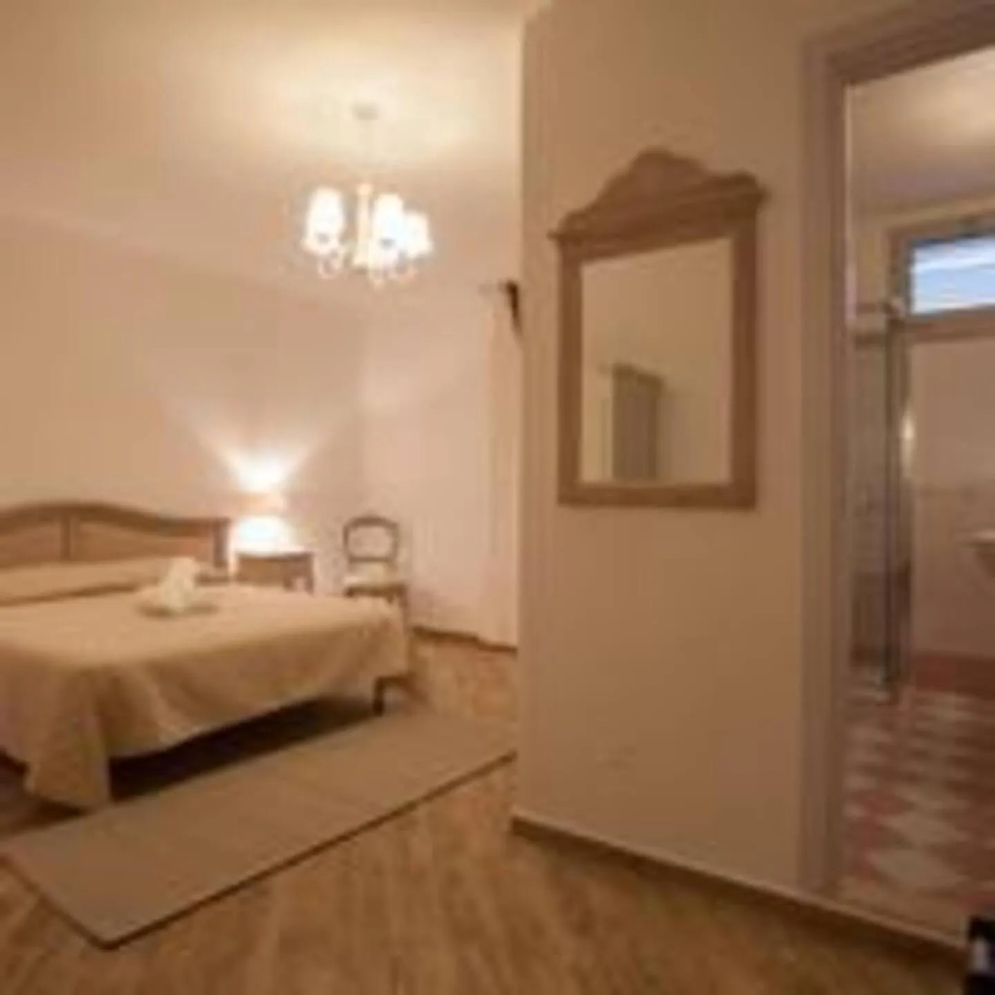 Bed in City Garden Guest House