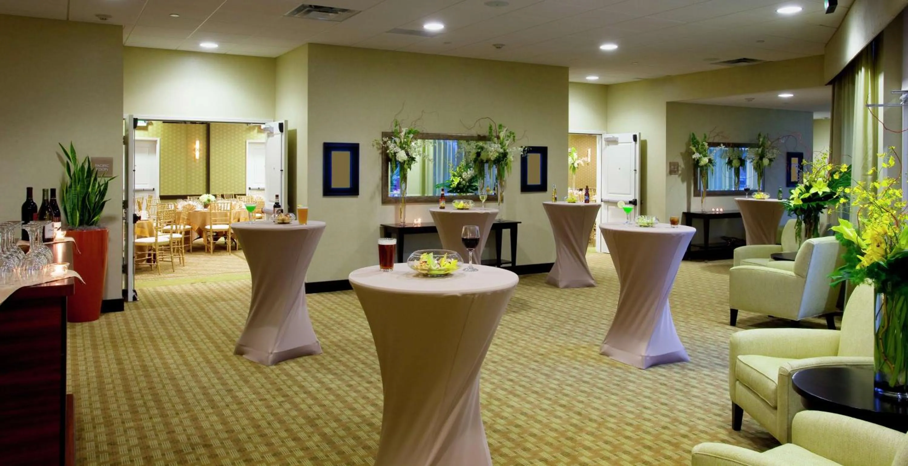 Meeting/conference room in Hilton Garden Inn Seattle/Bothell