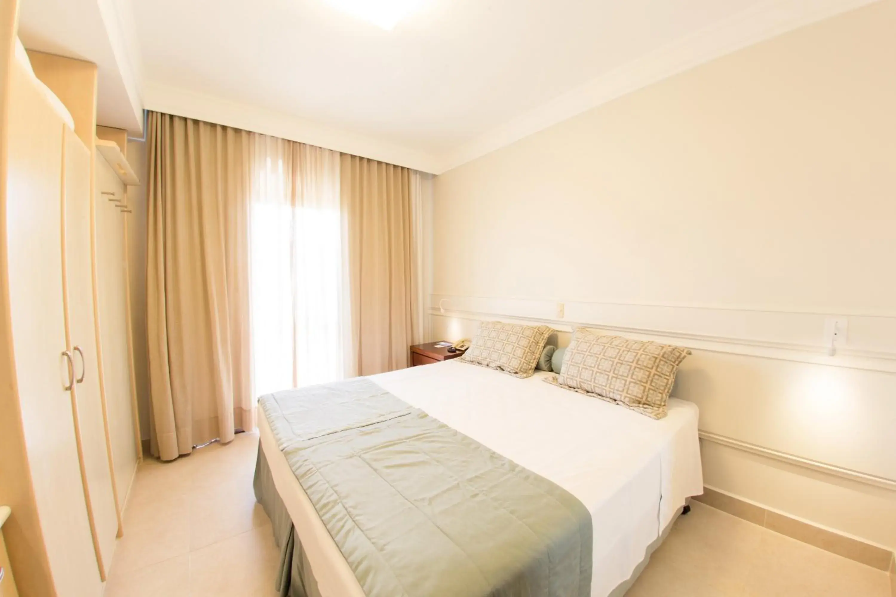 Deluxe Studio - single occupancy in Hotel Jurerê Beach Village - OFICIAL Deluxe Studio - single occupancy in Hotel Jurerê Beach Village - OFICIAL