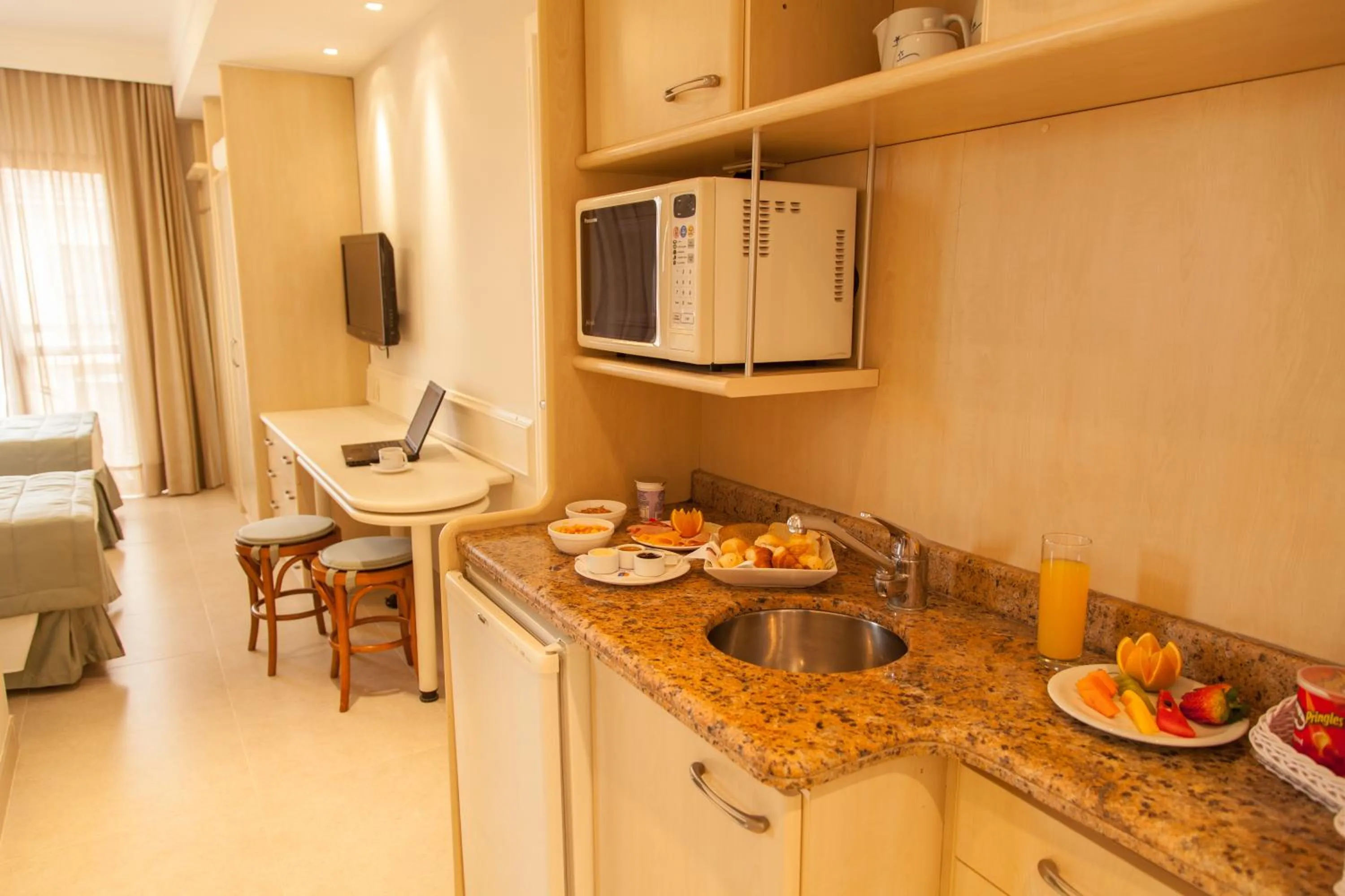 Coffee/tea facilities in Hotel Jurerê Beach Village - OFICIAL