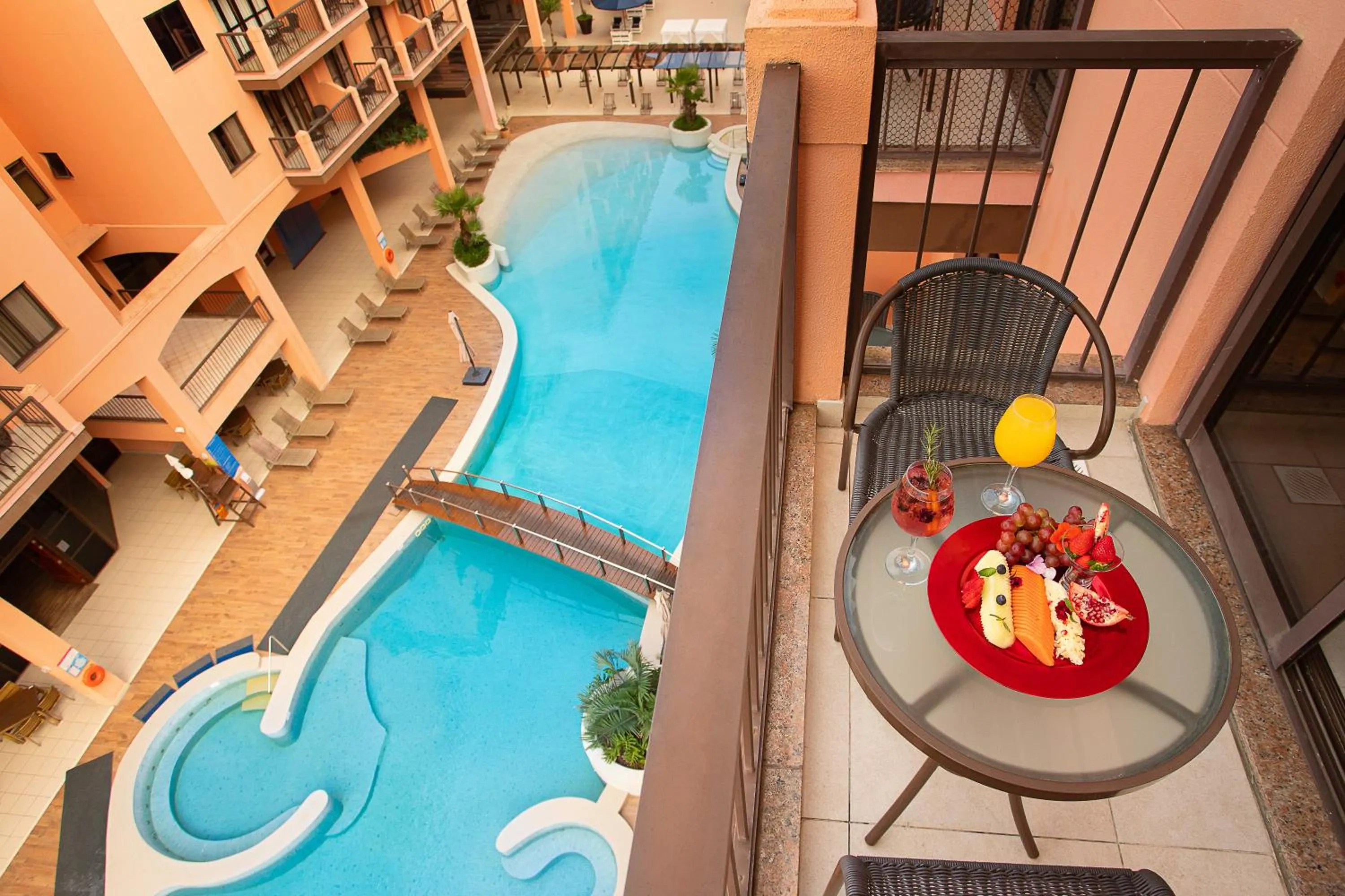 Pool view in Hotel Jurerê Beach Village - OFICIAL