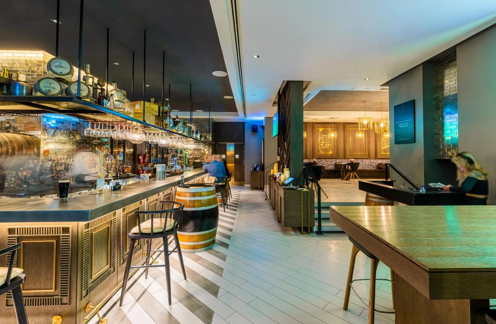 Restaurant/places to eat in Al Bandar Arjaan by Rotana – Dubai Creek