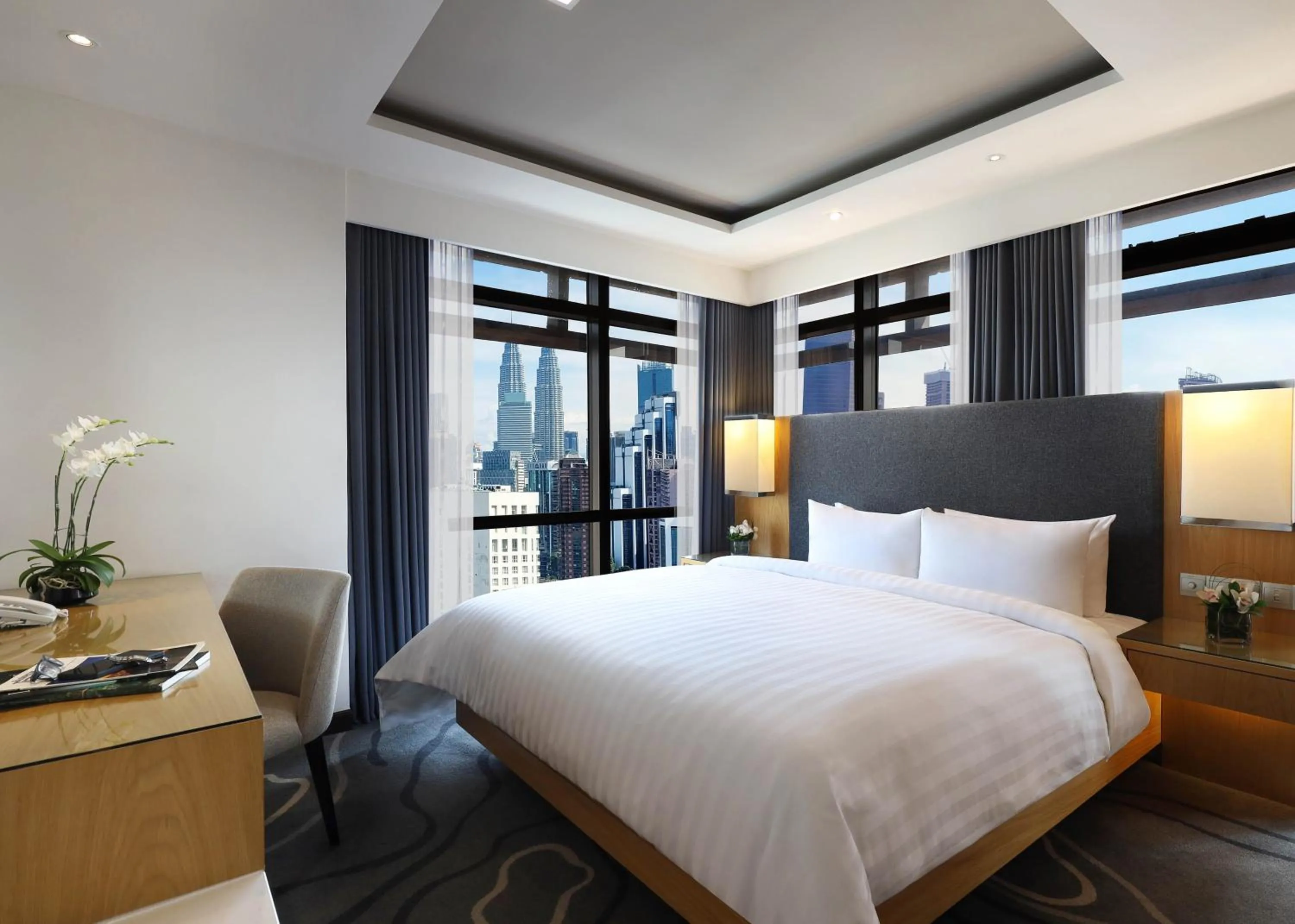 Bedroom, Bed in Berjaya Times Square Hotel, Kuala Lumpur