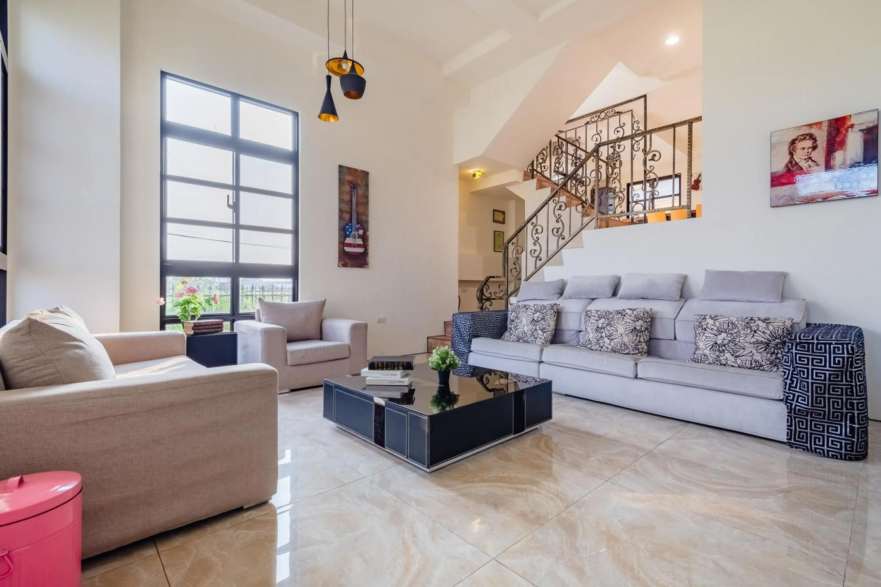 Living room in Milan Yilan