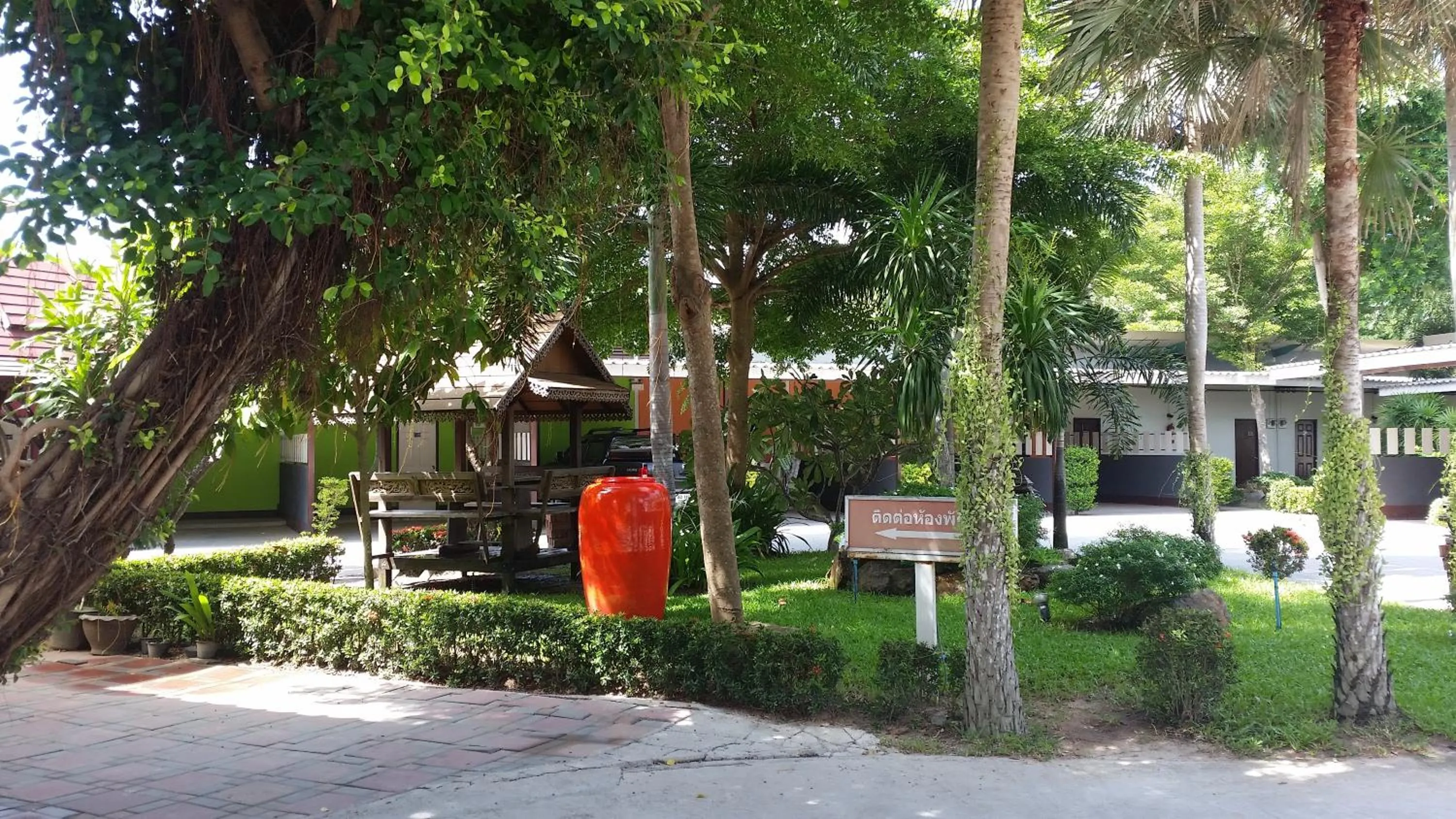 Other in Paradise Resort