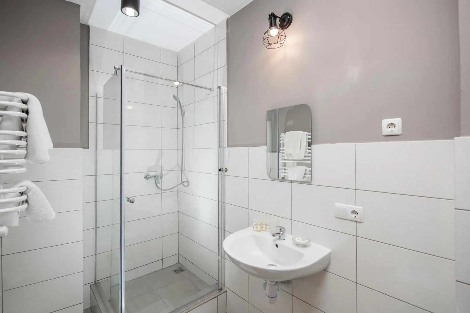 Bathroom in Jam Hotel Hnatyuka