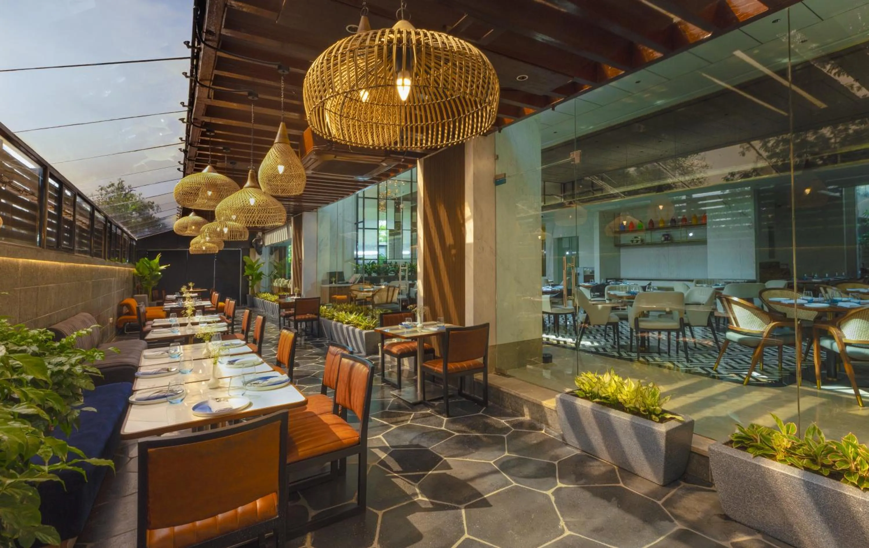 Restaurant/places to eat in Yogi Executive, Navi Mumbai