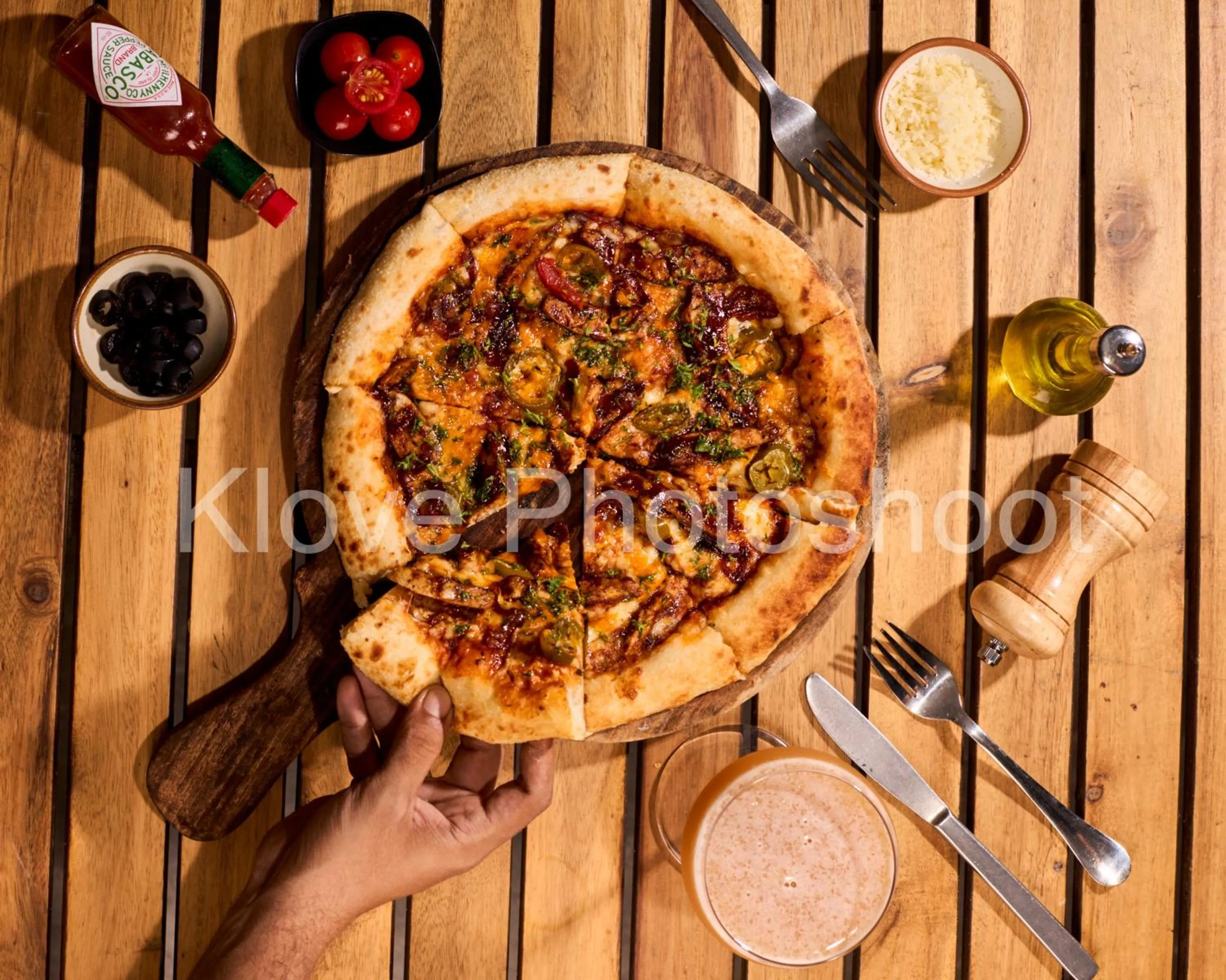 Food in Yogi Executive, Navi Mumbai