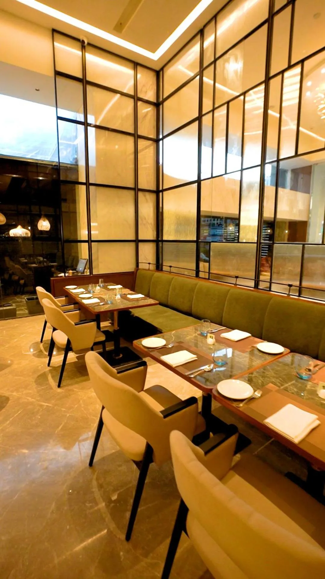 Restaurant/places to eat in Yogi Executive, Navi Mumbai