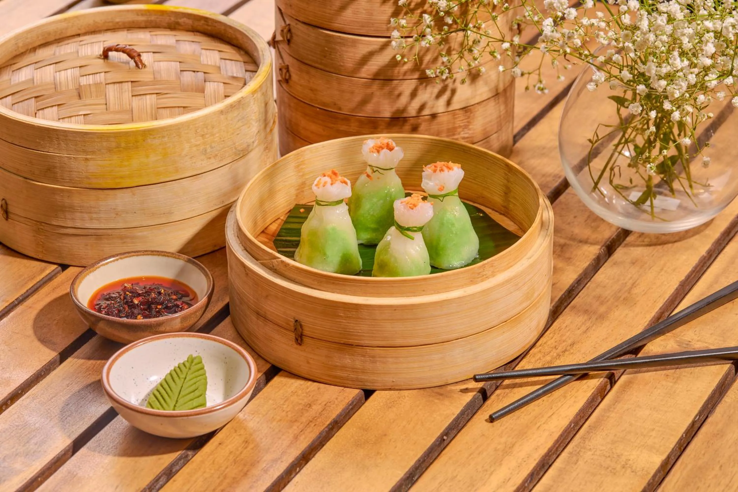 Food in Yogi Executive, Navi Mumbai