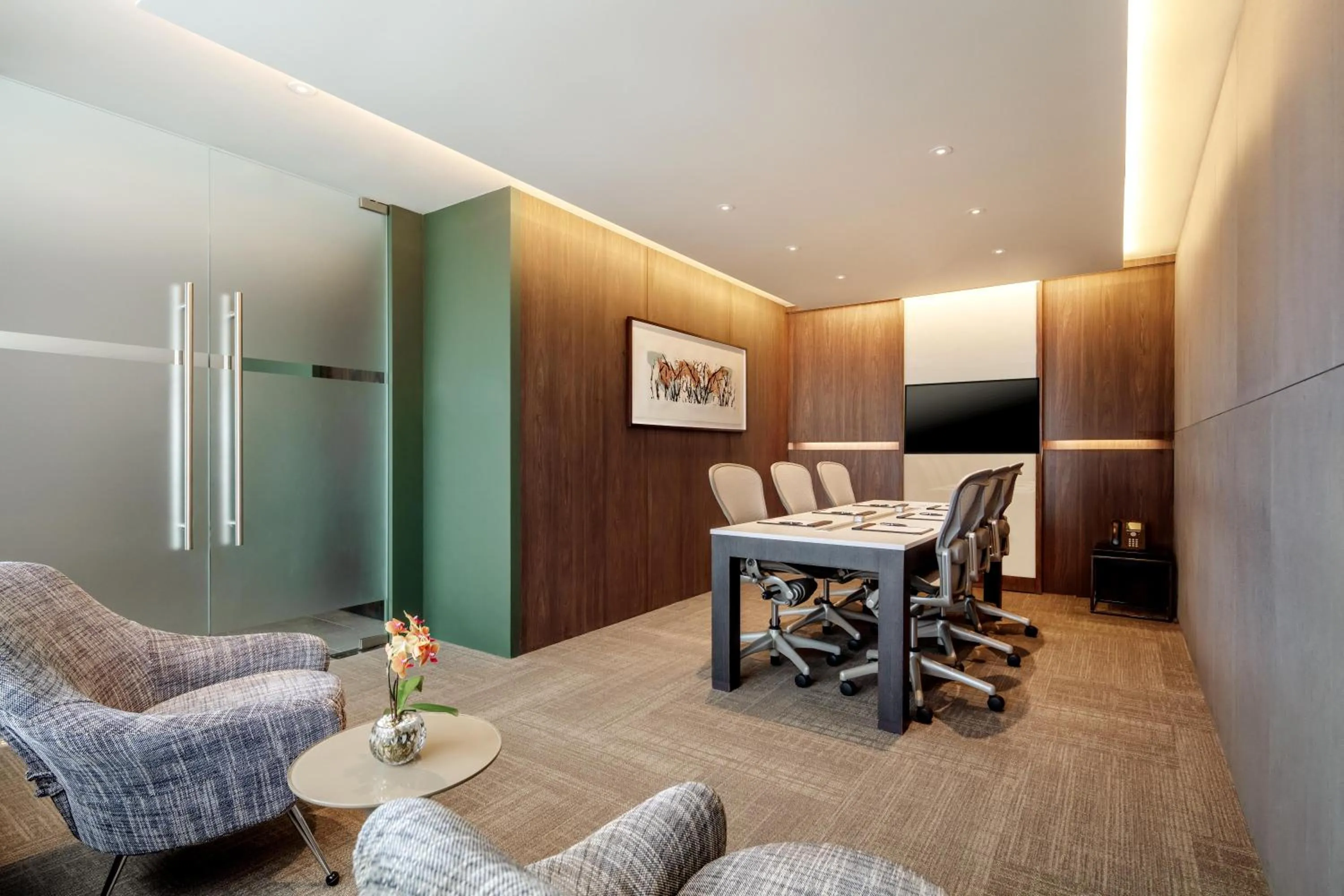 Meeting/conference room in Pan Pacific Serviced Suites Orchard, Singapore