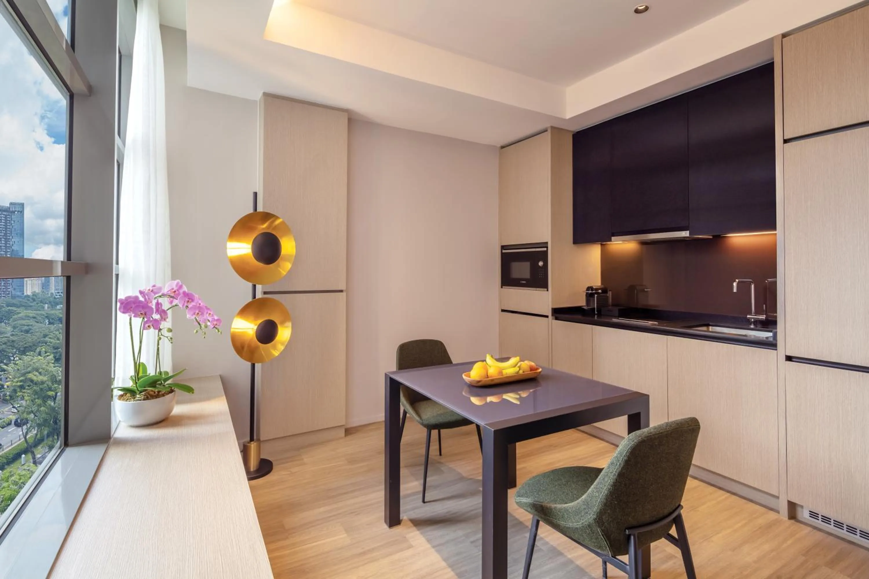 Kitchen or kitchenette in Pan Pacific Serviced Suites Orchard, Singapore