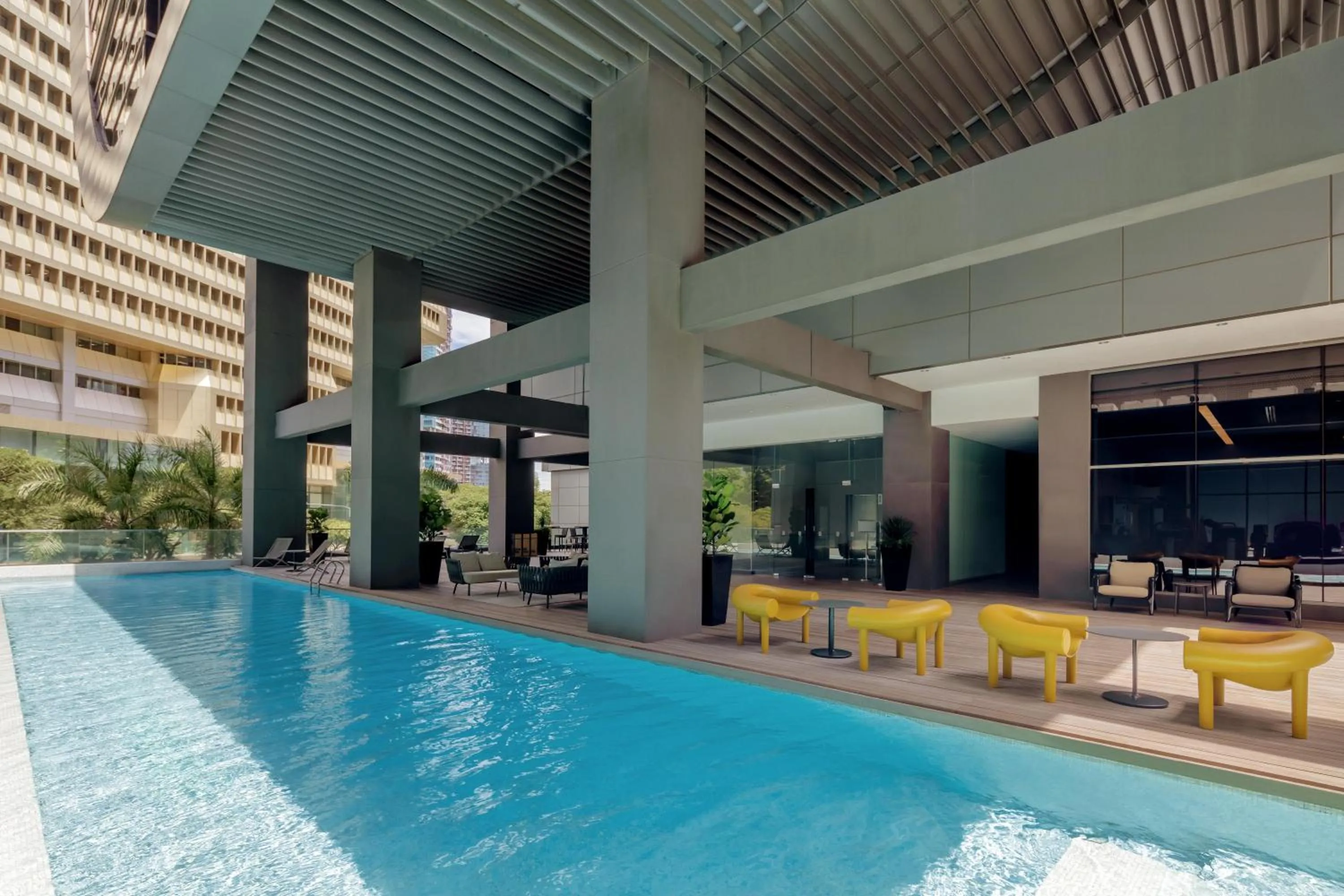 Swimming pool in Pan Pacific Serviced Suites Orchard, Singapore