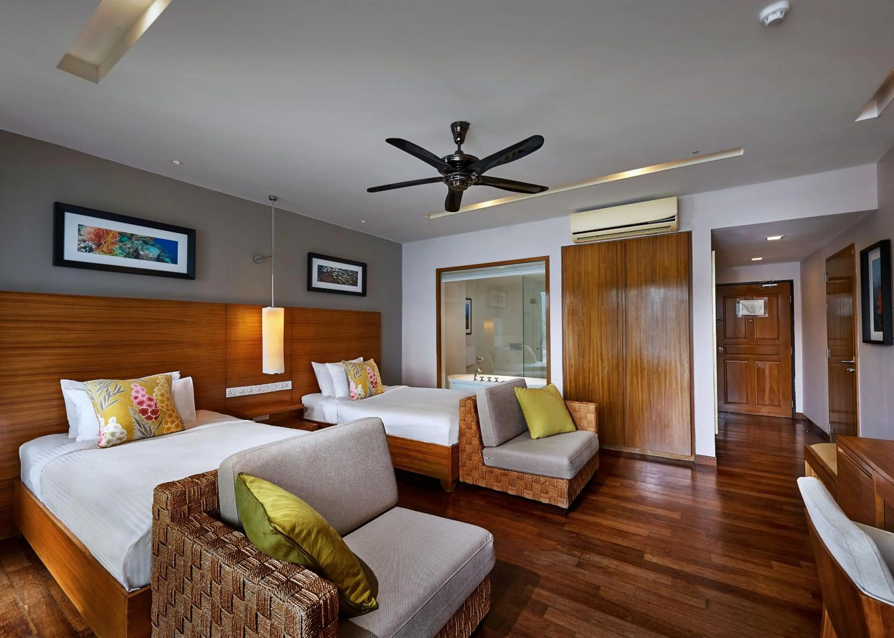 Bedroom, Bed in The Taaras Beach & Spa Resort