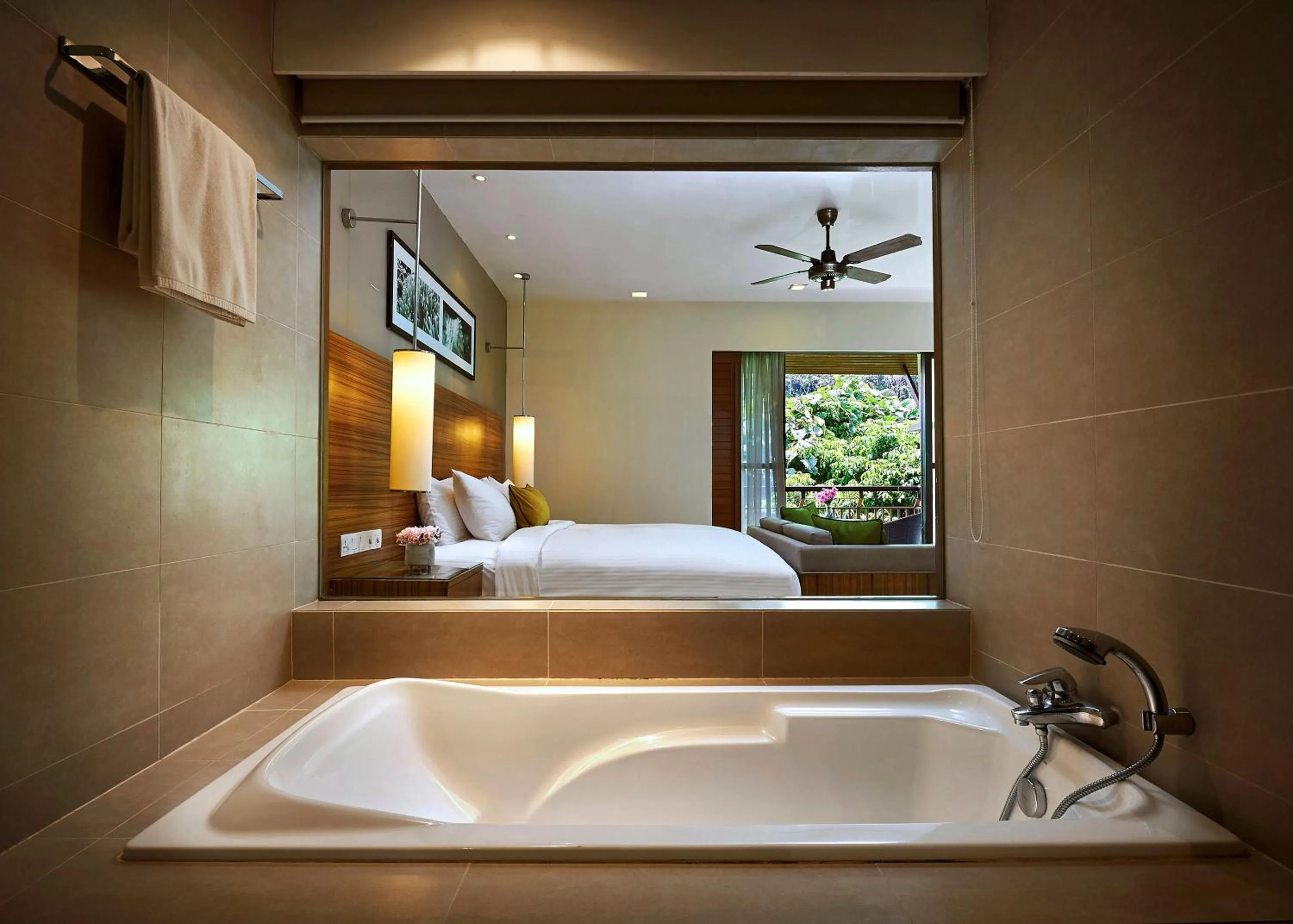 Bathroom, Bed in The Taaras Beach & Spa Resort