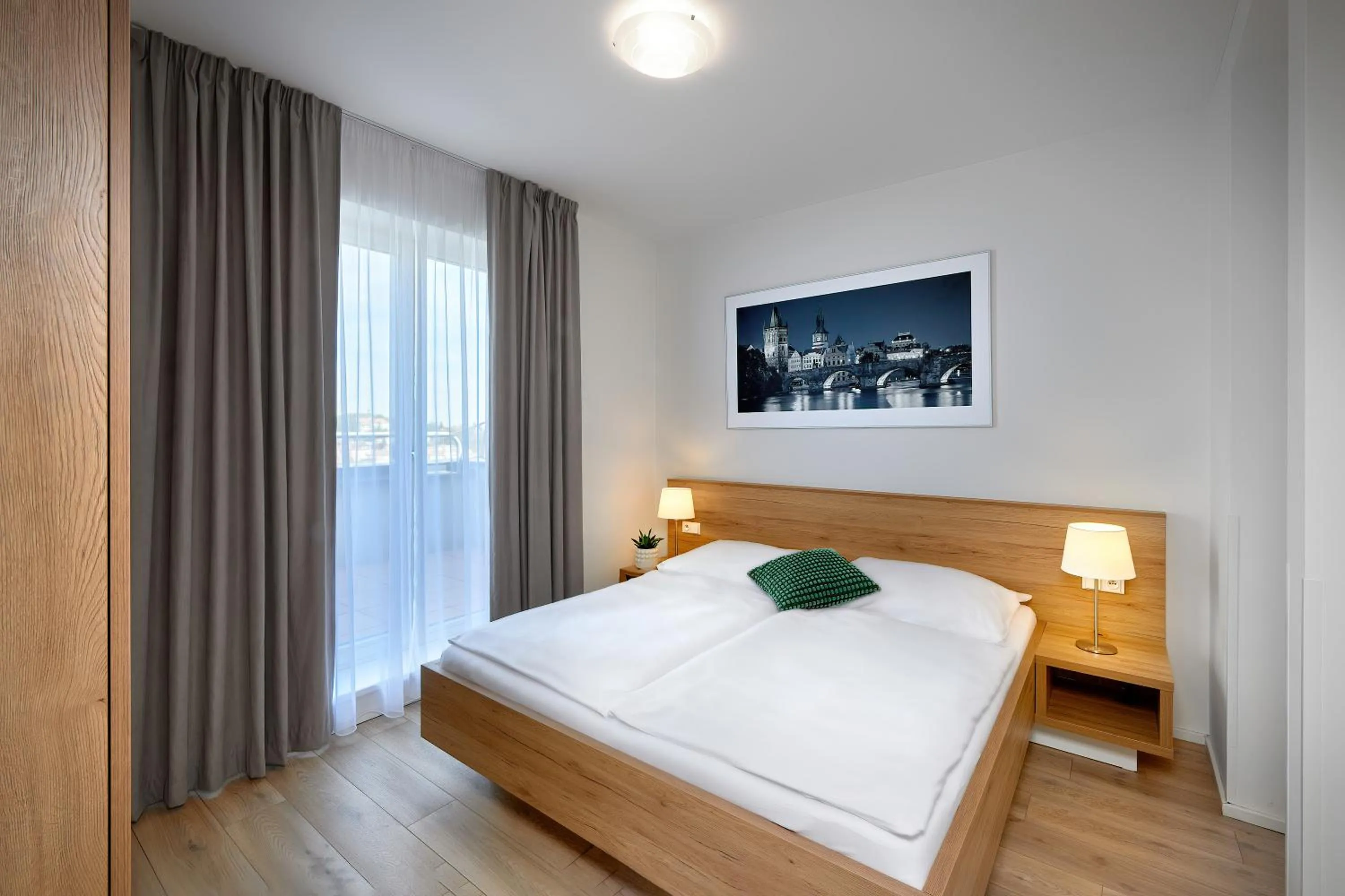 Bed in DownTown Suites Belohorska