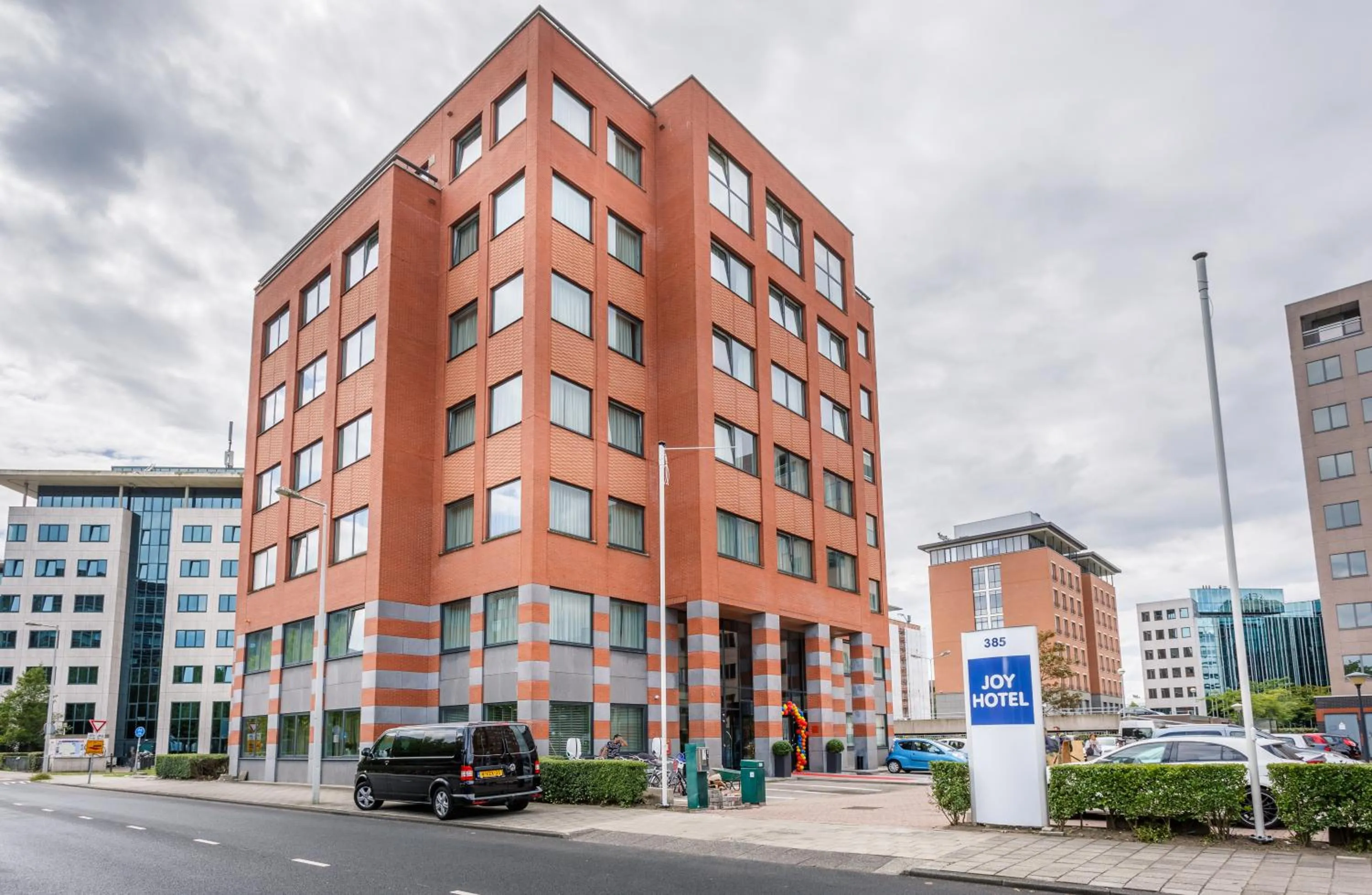 Facade/entrance in Joy Hotel
