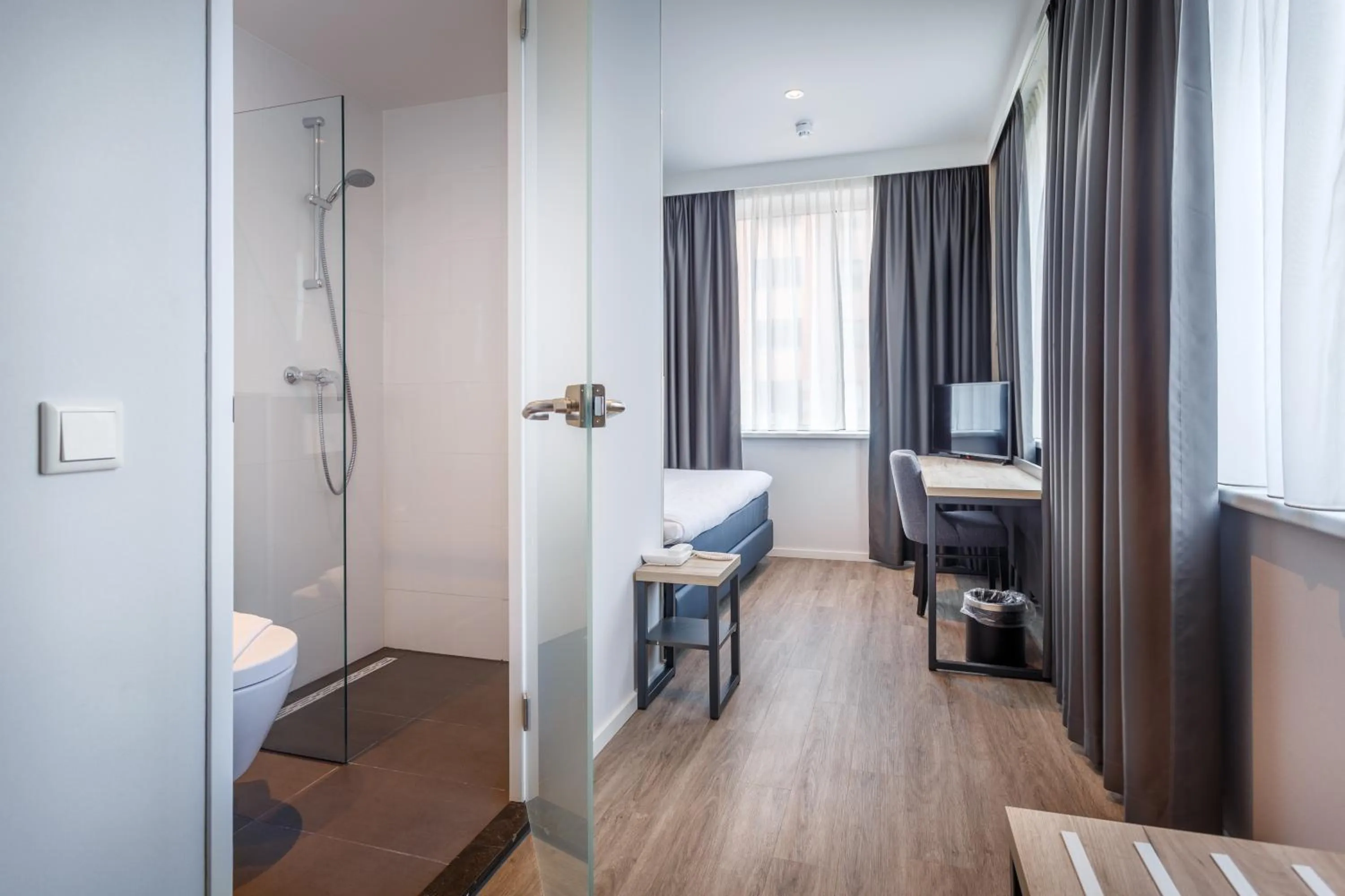 Photo of the whole room in Joy Hotel