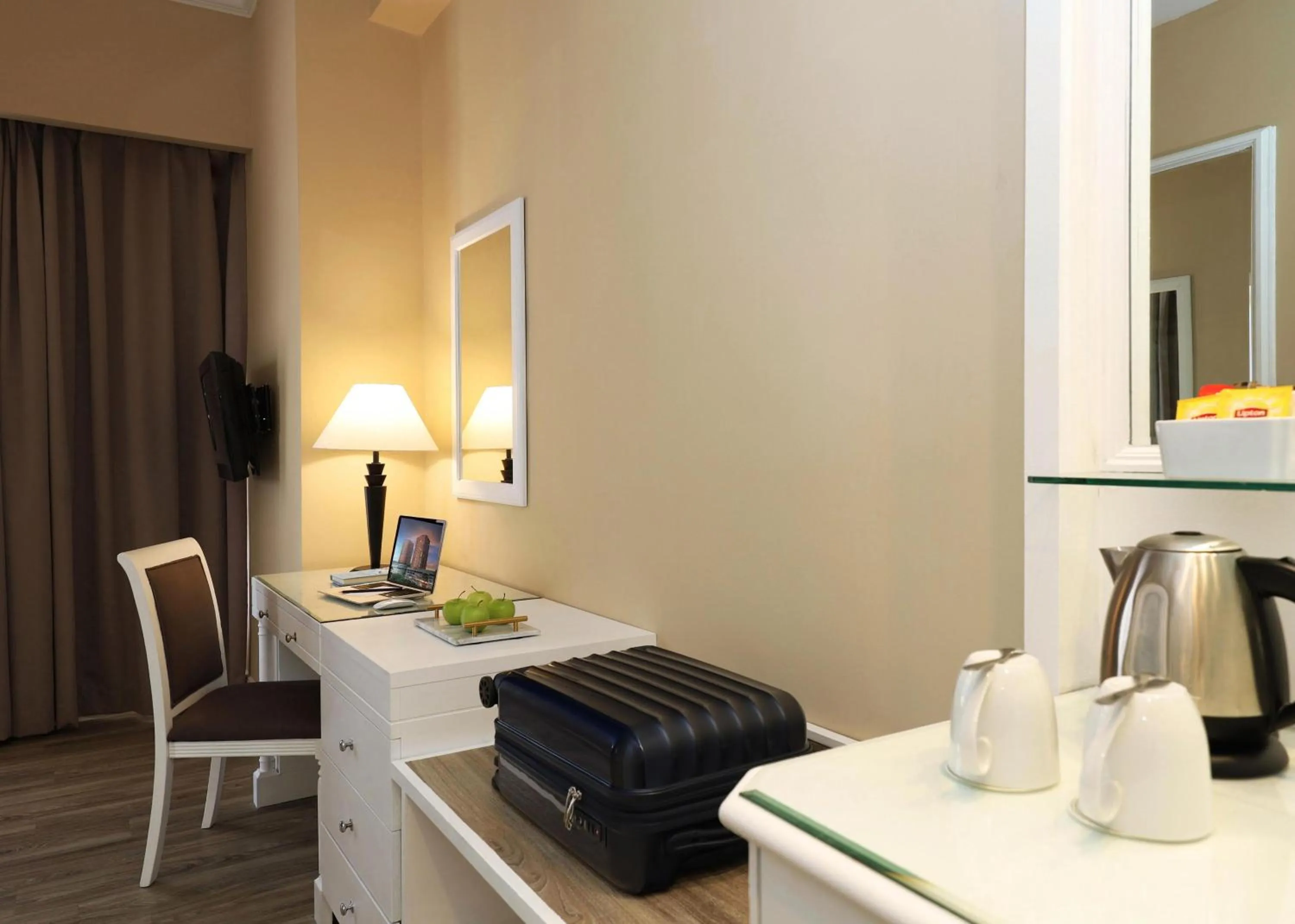 Coffee/tea facilities in Berjaya Penang Hotel