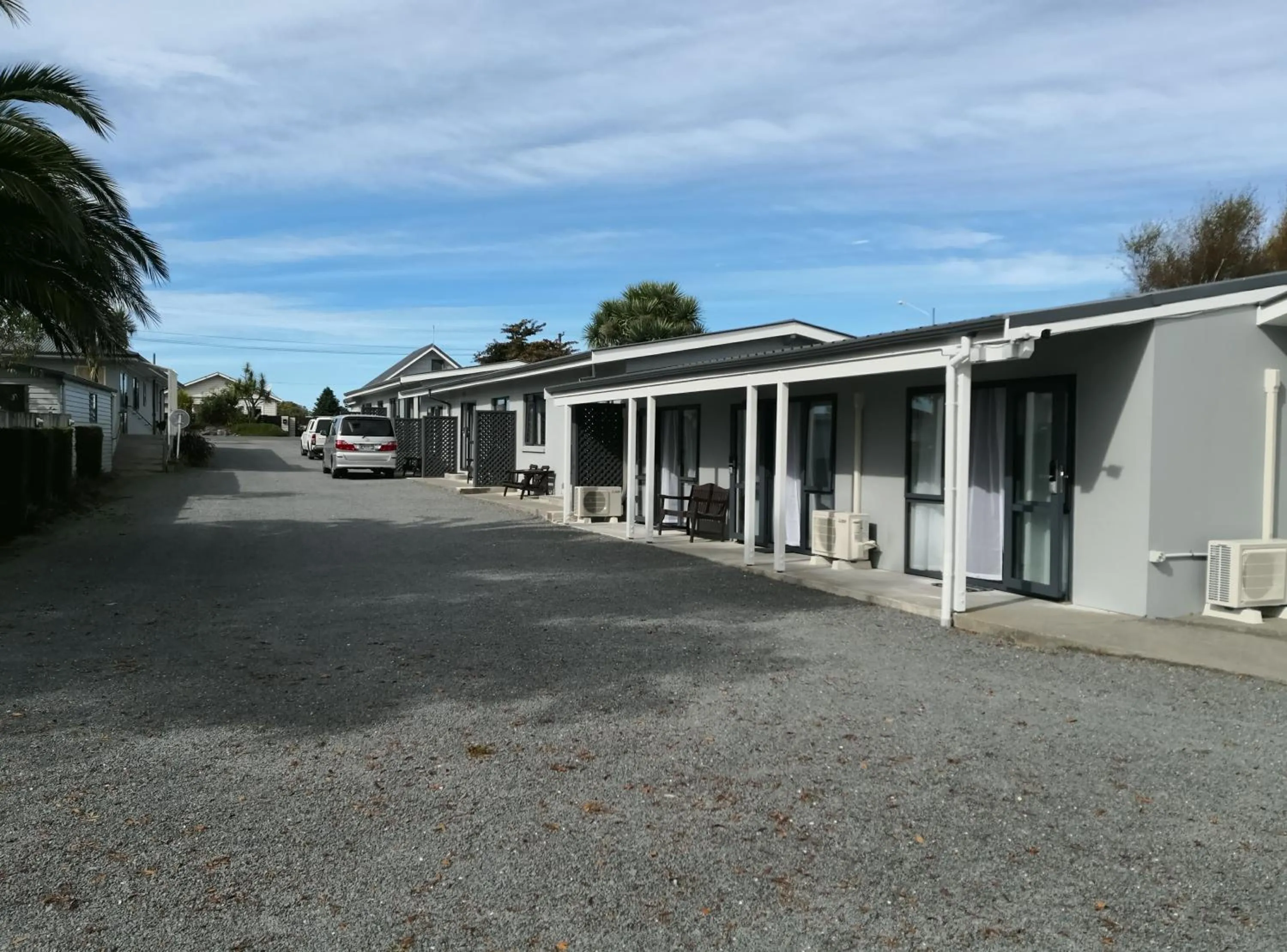 Property building in Willowbank Motel