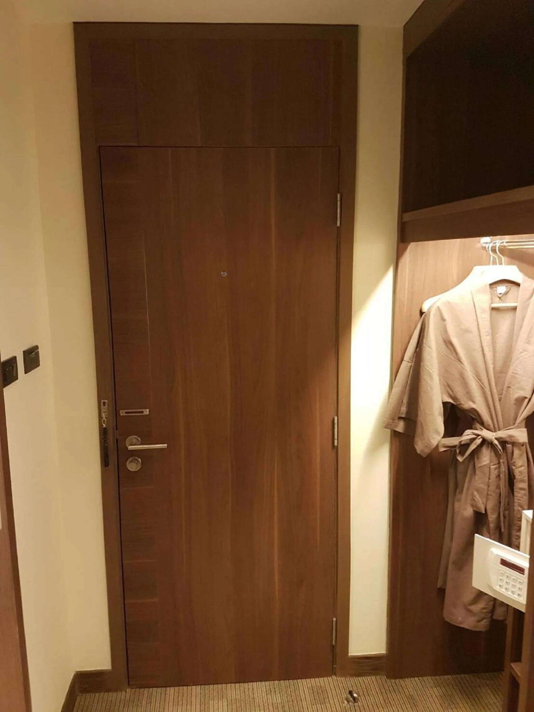 Bedroom in Louis Tavern Hotel