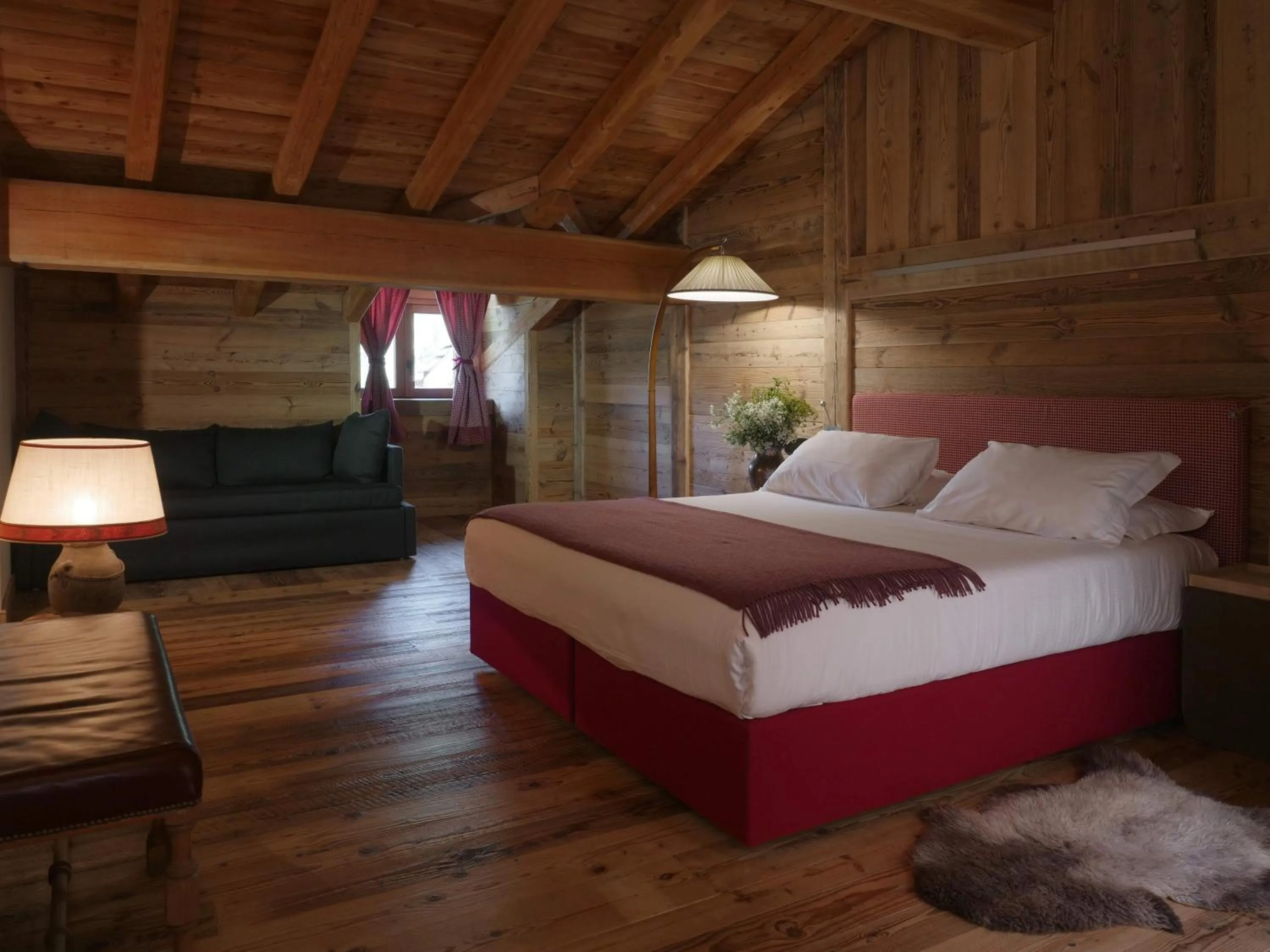 Photo of the whole room, Bed in Chalet Eden Eco Hotel, Restaurant & Wellness