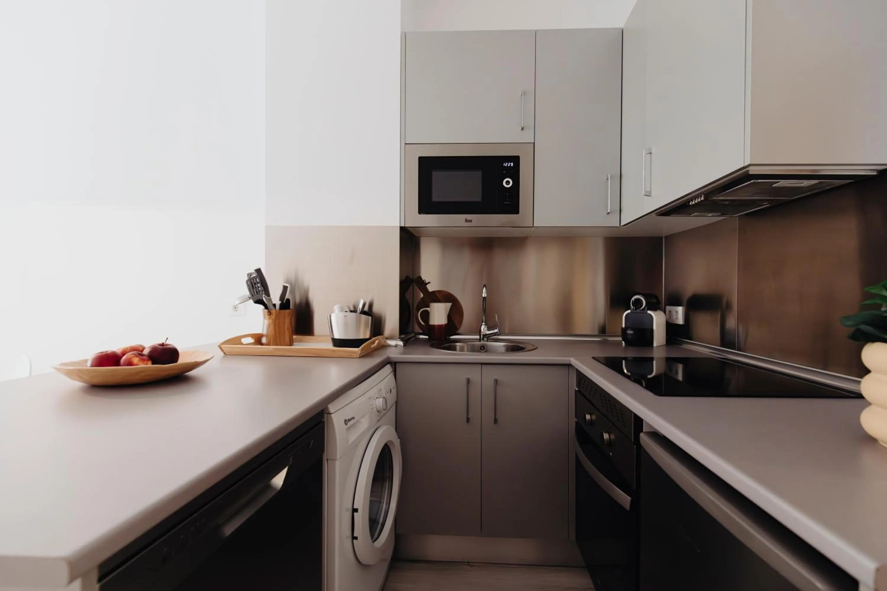 Kitchen or kitchenette in Aspasios Atocha Apartments