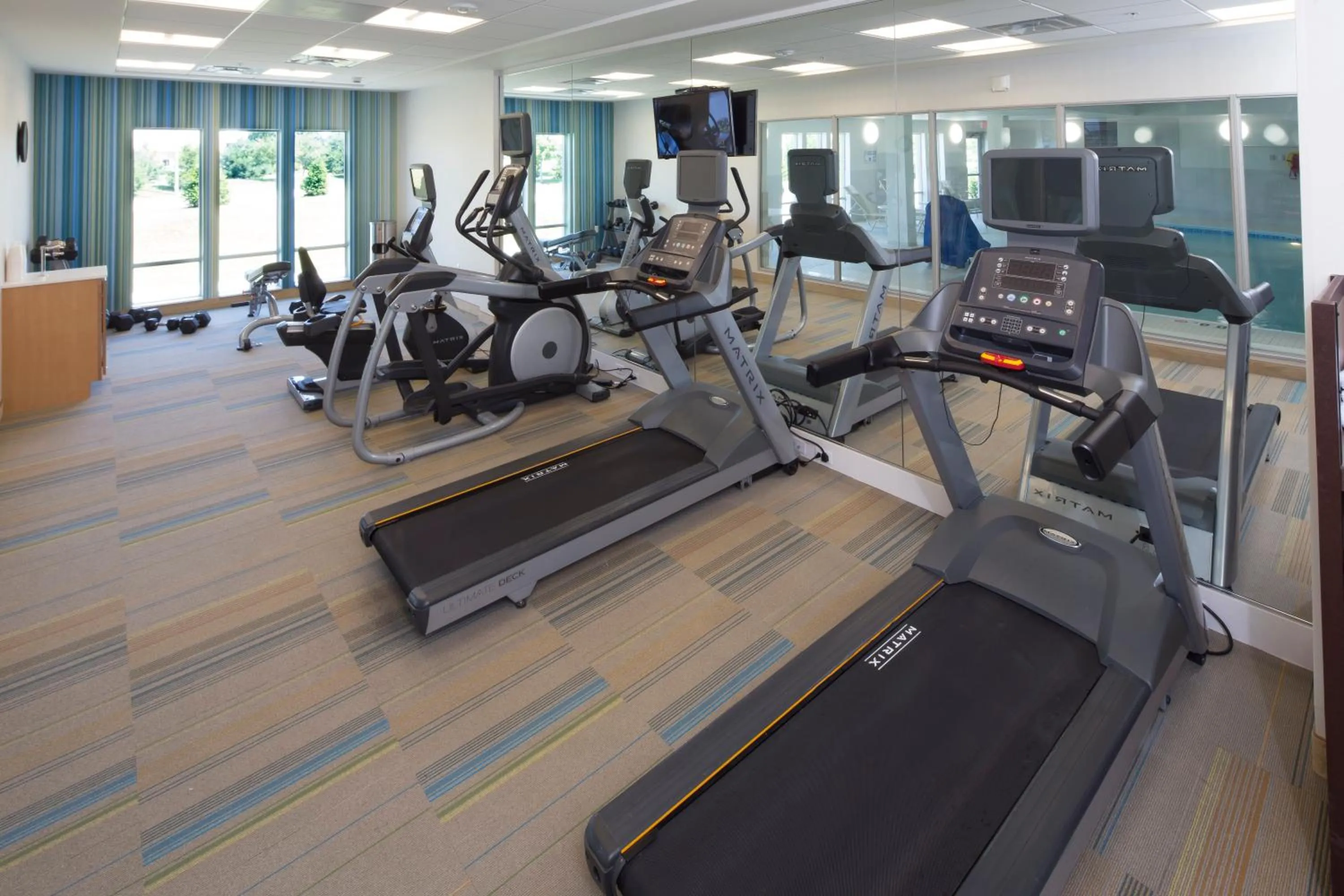 Fitness centre/facilities in Holiday Inn Express & Suites - Gaylord by IHG