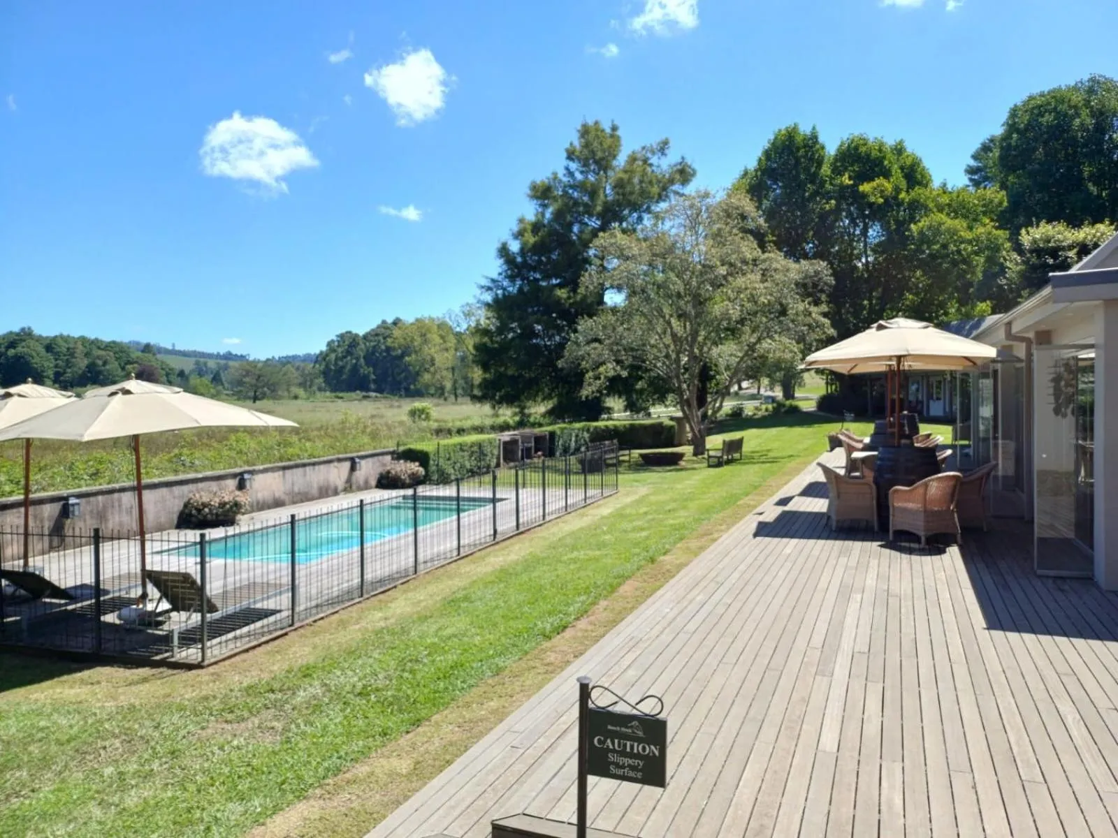 Restaurant/places to eat in Bosch Hoek Golf & Lodge