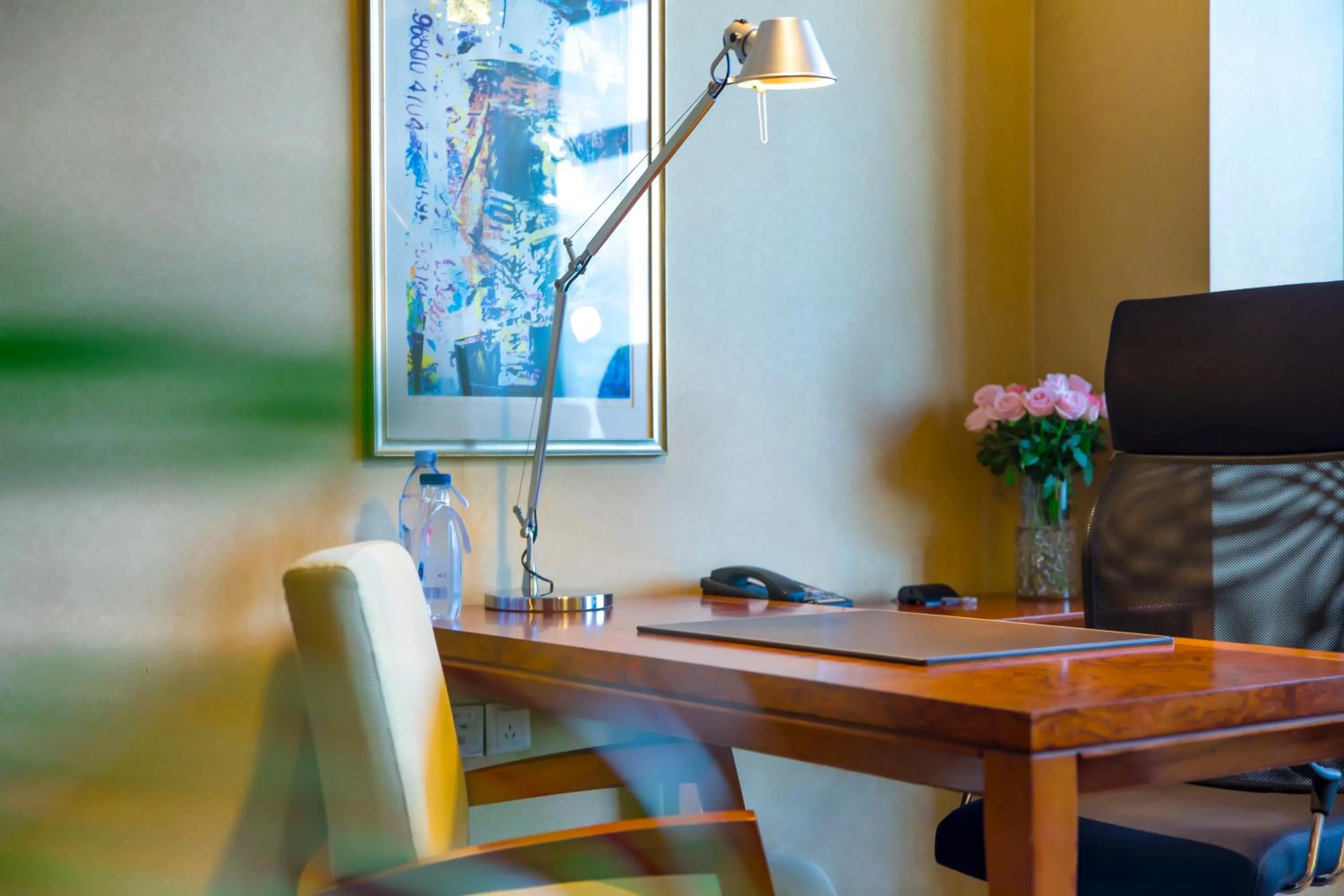 Seating area, TV/Entertainment Center in Dekin Hotel Chongqing Jiefangbei