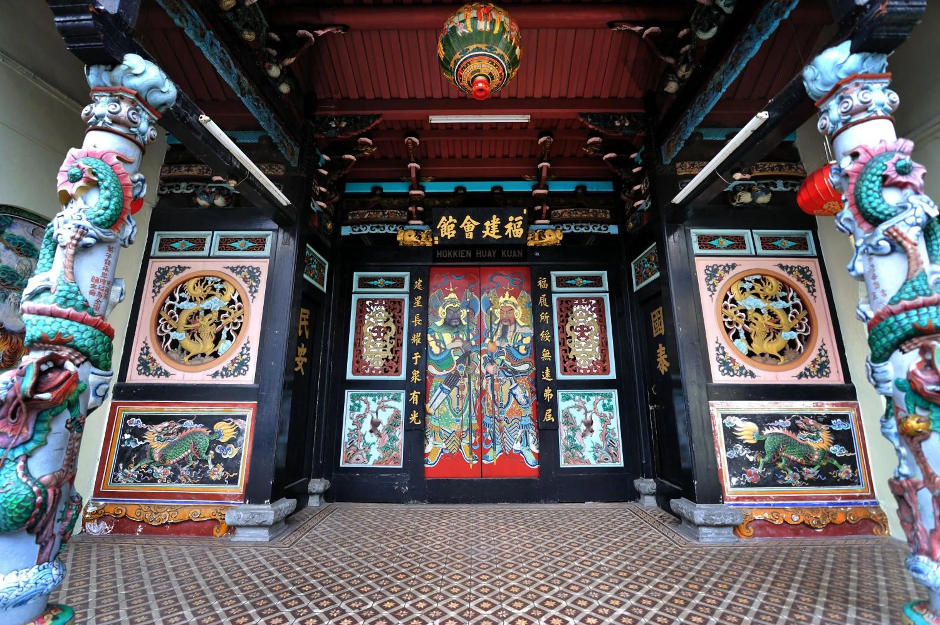 Decorative detail in Fenix Inn