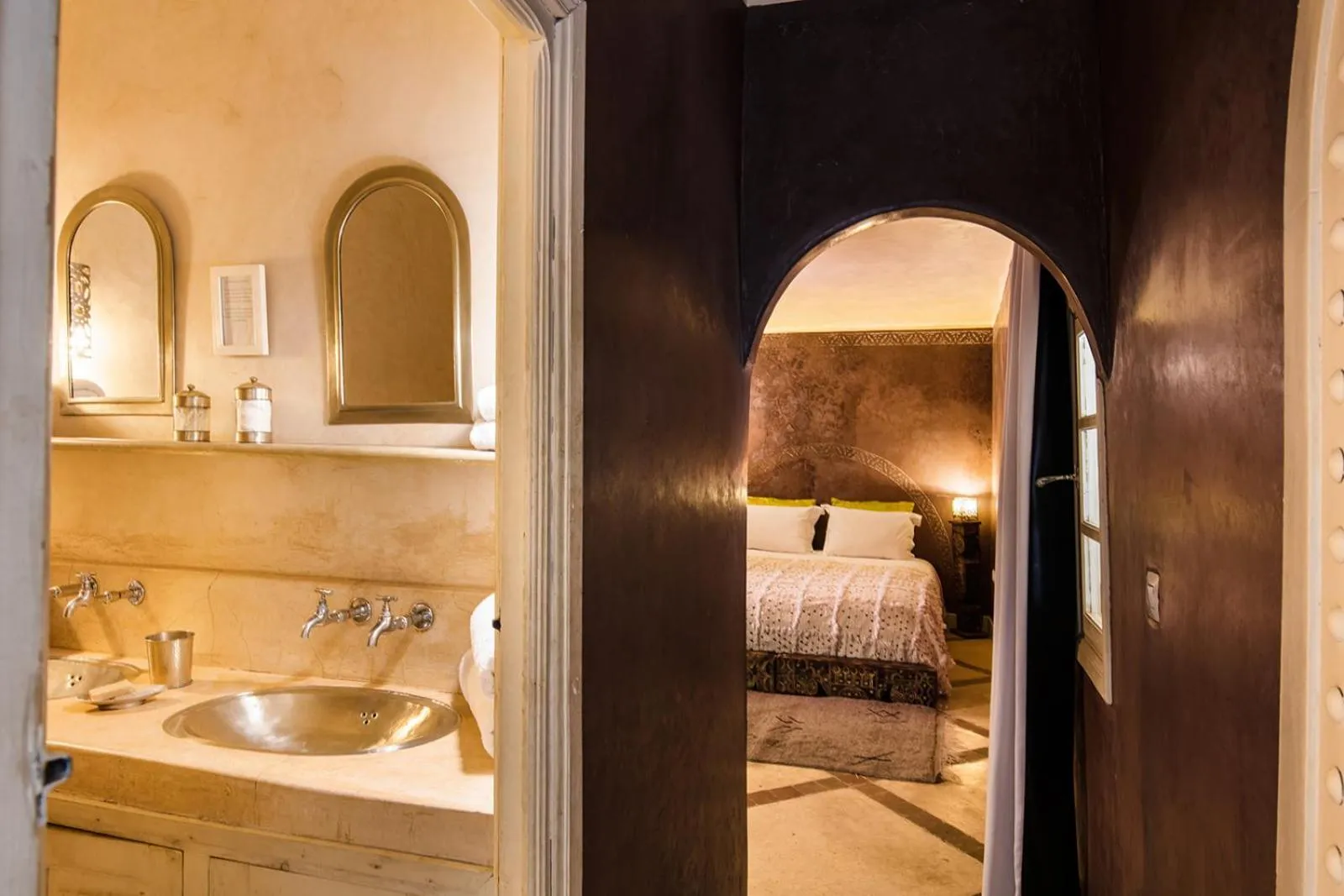 Bed in Riad Le Rihani