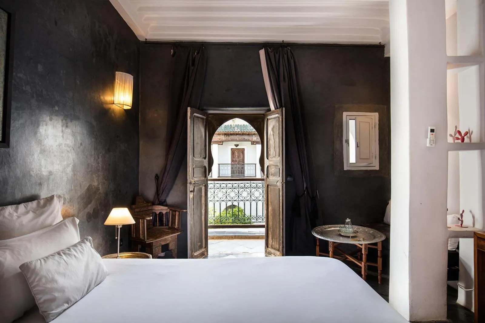 Bed in Riad Le Rihani